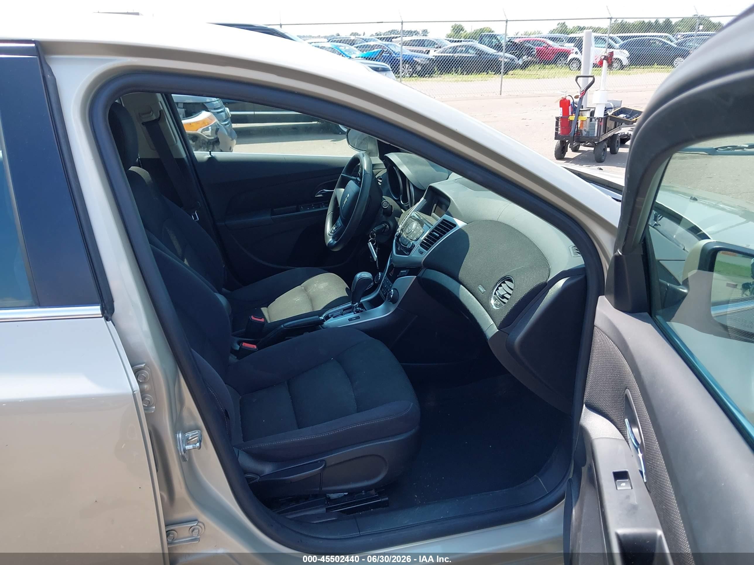 2015 Chevrolet Cruze 1lt Auto Gold vin: 1G1PC5SB0F7228574