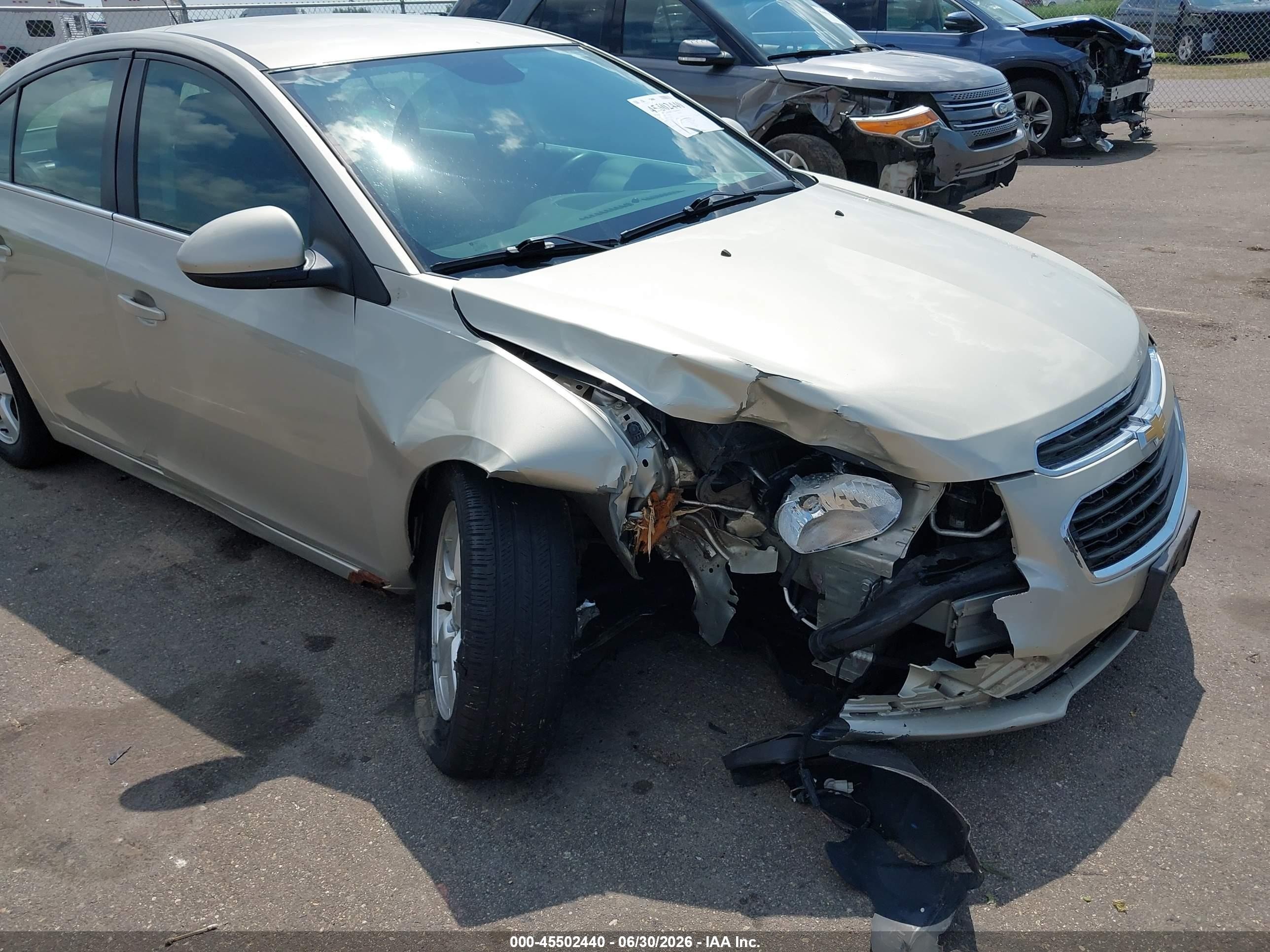 2015 Chevrolet Cruze 1lt Auto Gold vin: 1G1PC5SB0F7228574