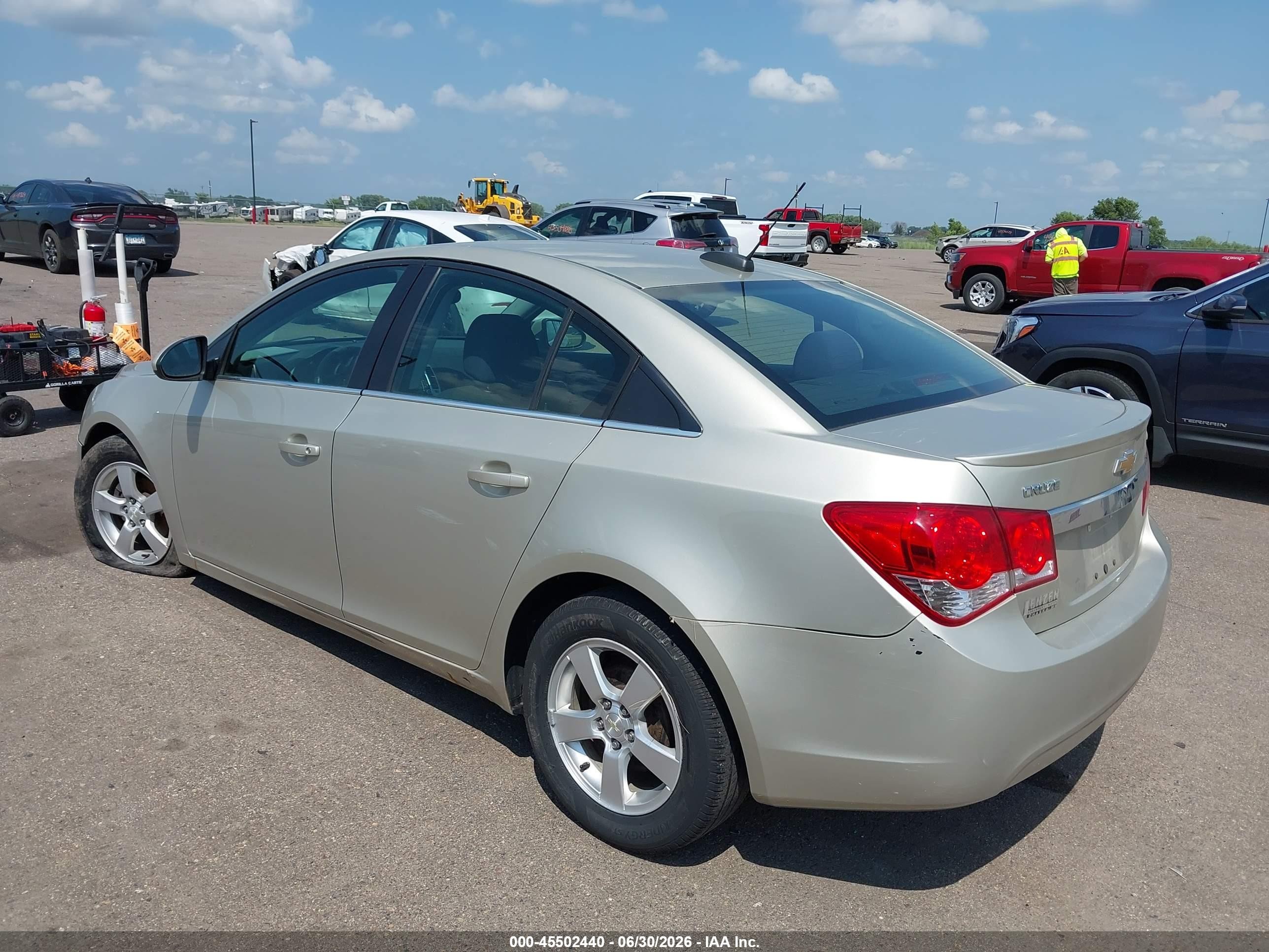 2015 Chevrolet Cruze 1lt Auto Gold vin: 1G1PC5SB0F7228574