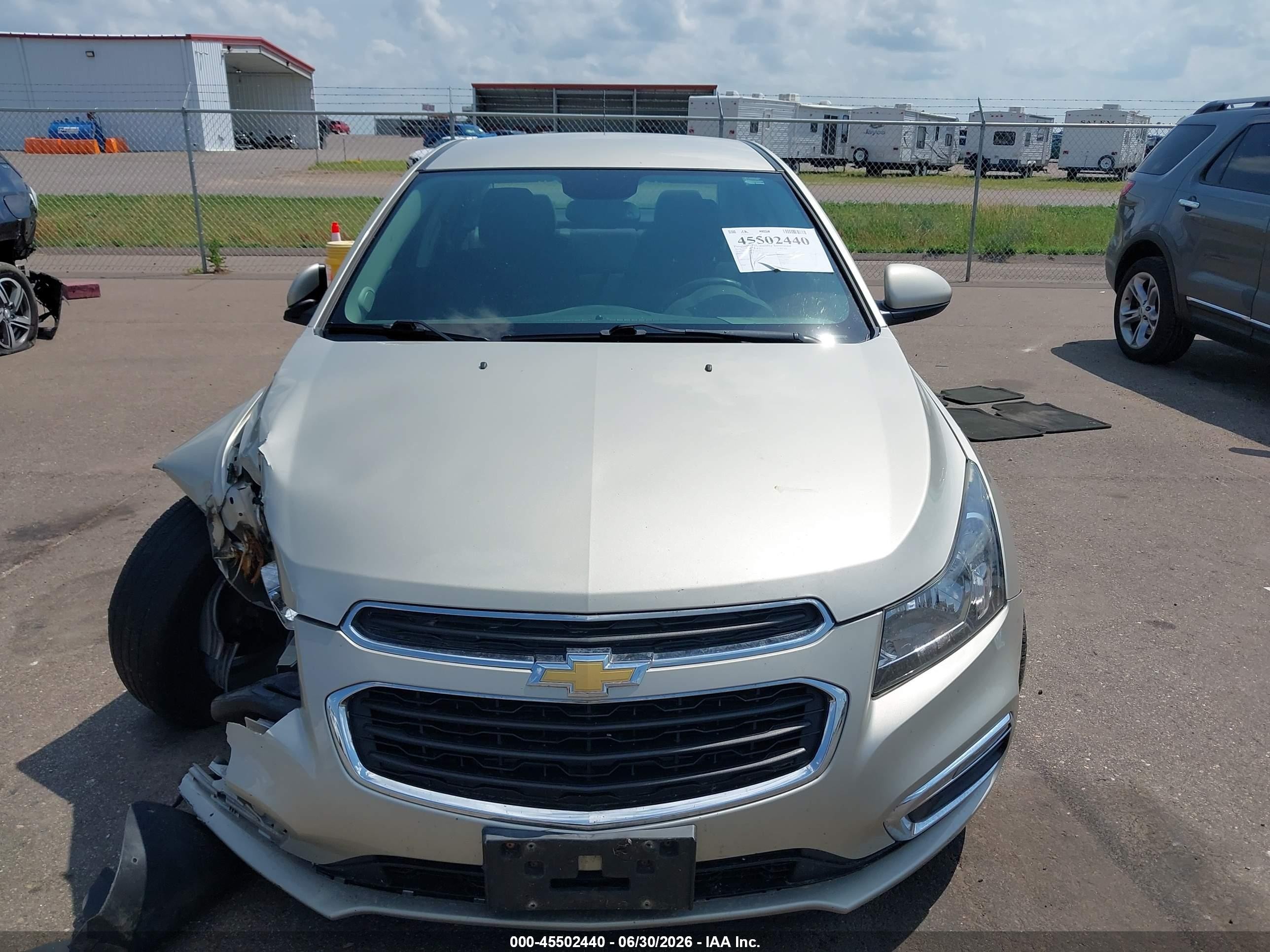 2015 Chevrolet Cruze 1lt Auto Gold vin: 1G1PC5SB0F7228574