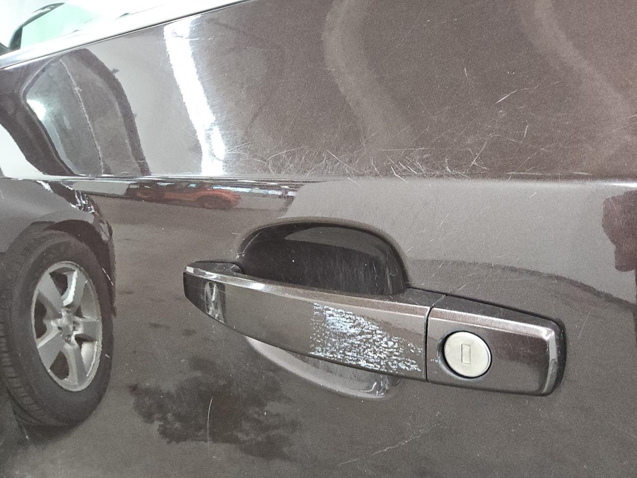2015 Chevrolet Cruze Lt Brown vin: 1G1PC5SB0F7249134 Damage: Left Front Door, Heavy Scratch, > 12 Inches