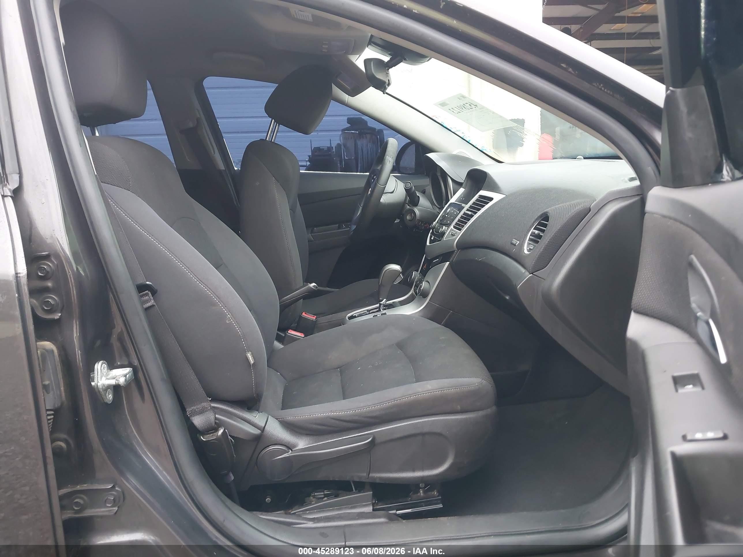 2015 Chevrolet Cruze 1lt Auto Черный vin: 1G1PC5SB0F7261557