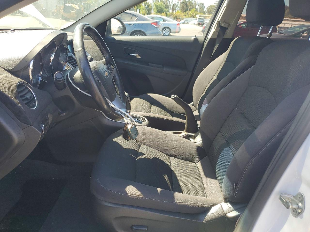 2013 Chevrolet Cruze Lt White vin: 1G1PC5SB1D7207990