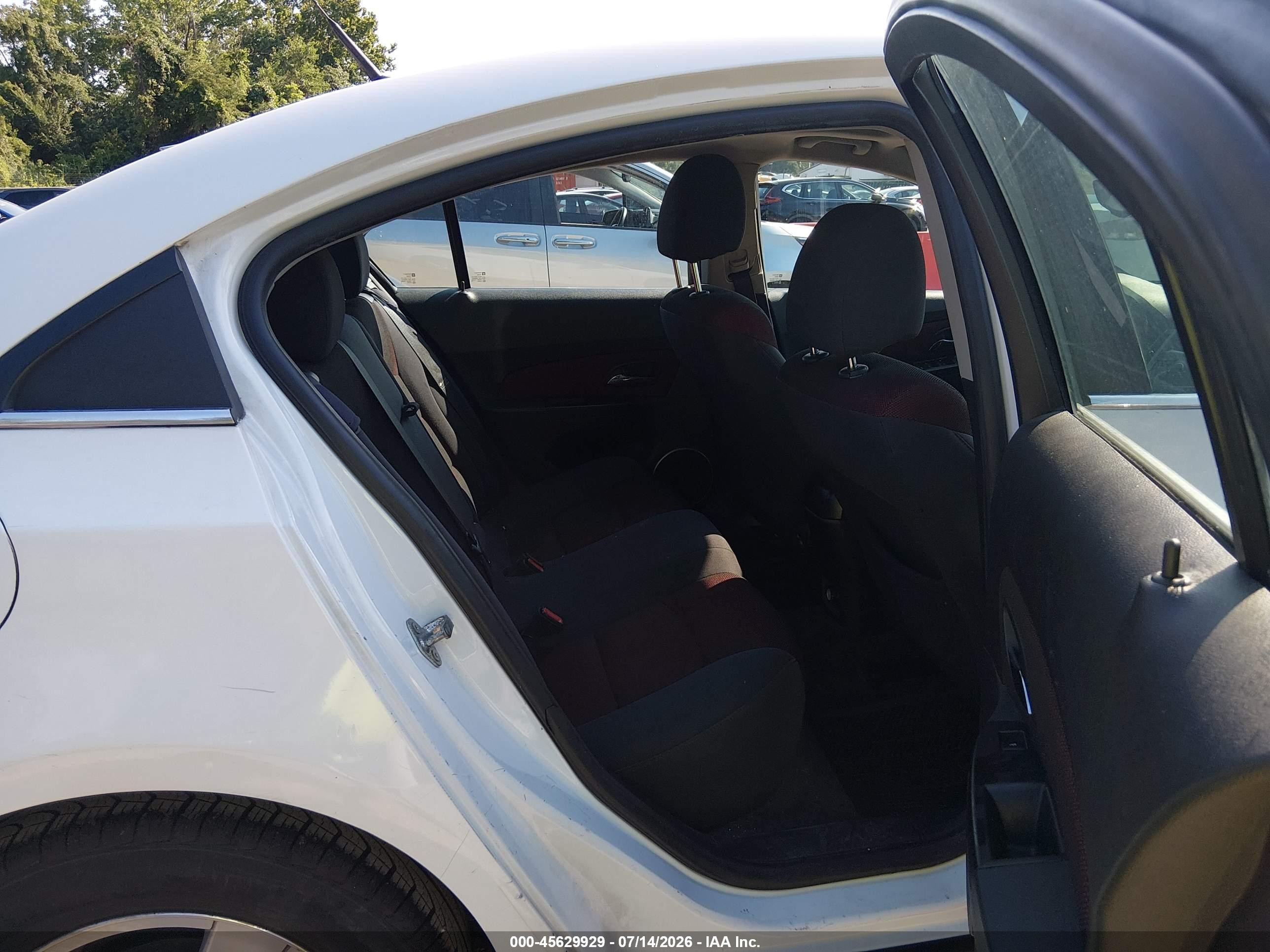 2013 Chevrolet Cruze 1lt Auto Белый vin: 1G1PC5SB1D7268515