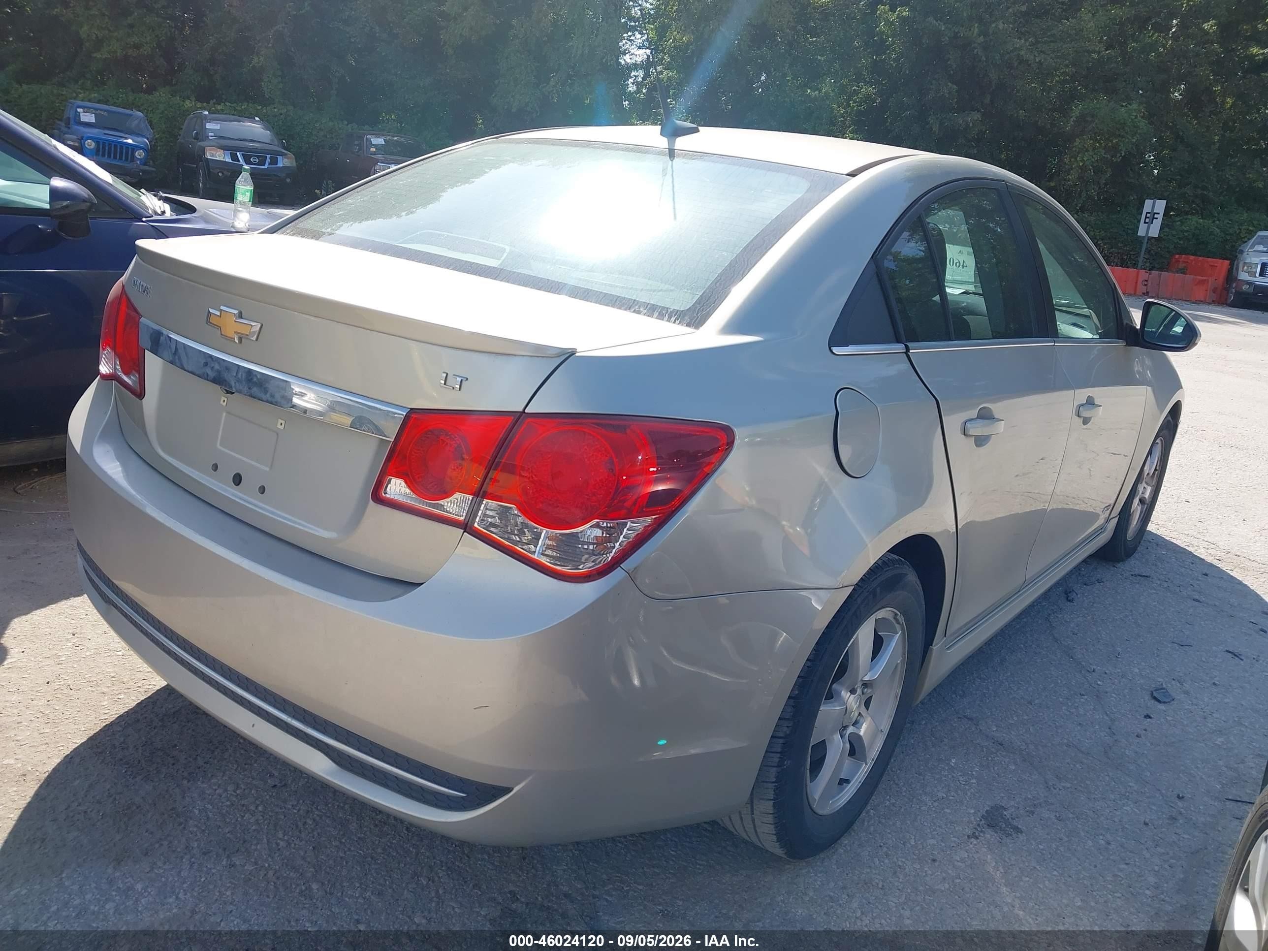 2014 Chevrolet Cruze 1lt Auto Champagne vin: 1G1PC5SB1E7152006
