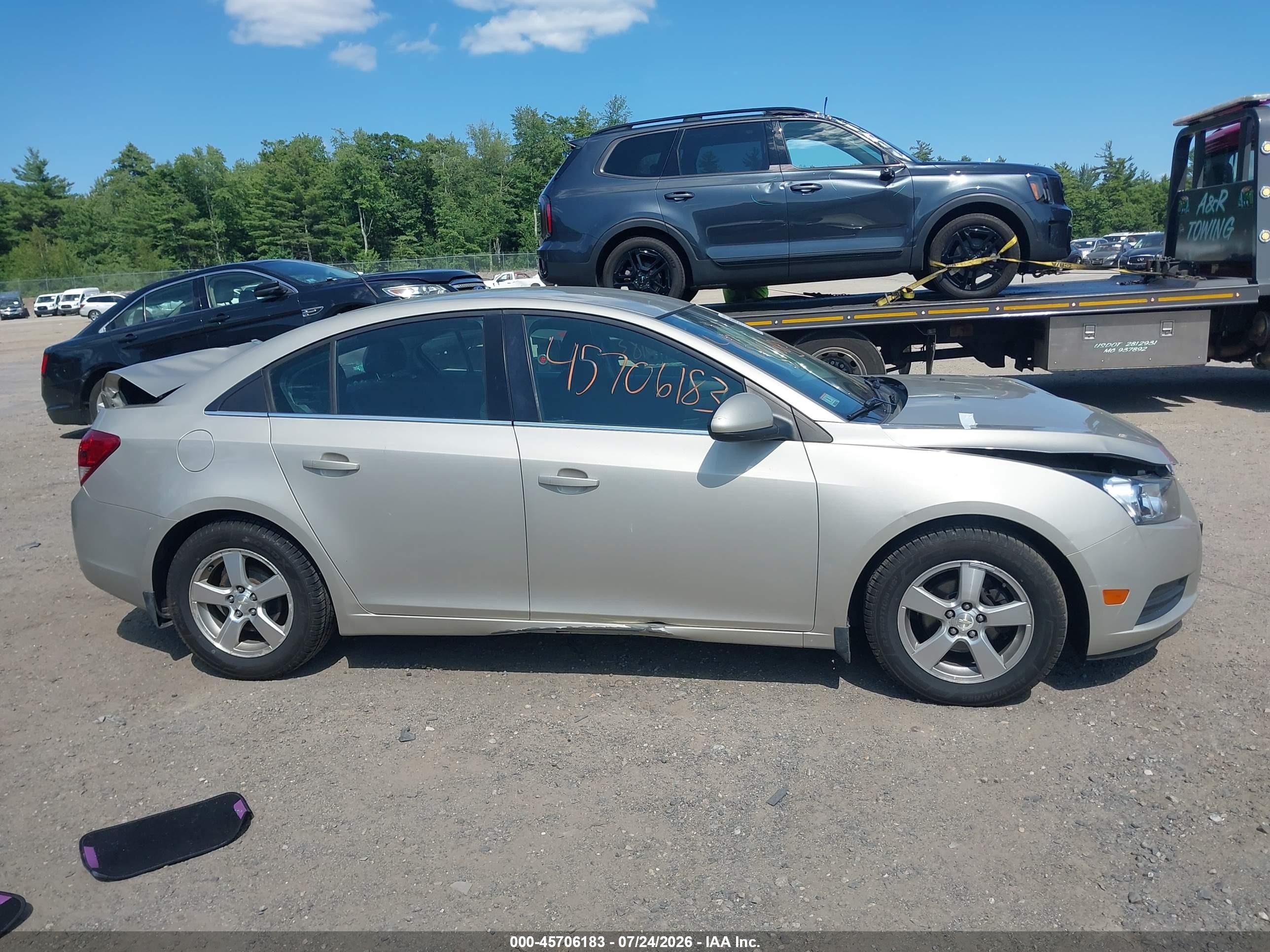 2014 Chevrolet Cruze 1lt Auto Желто-коричневый vin: 1G1PC5SB1E7167508