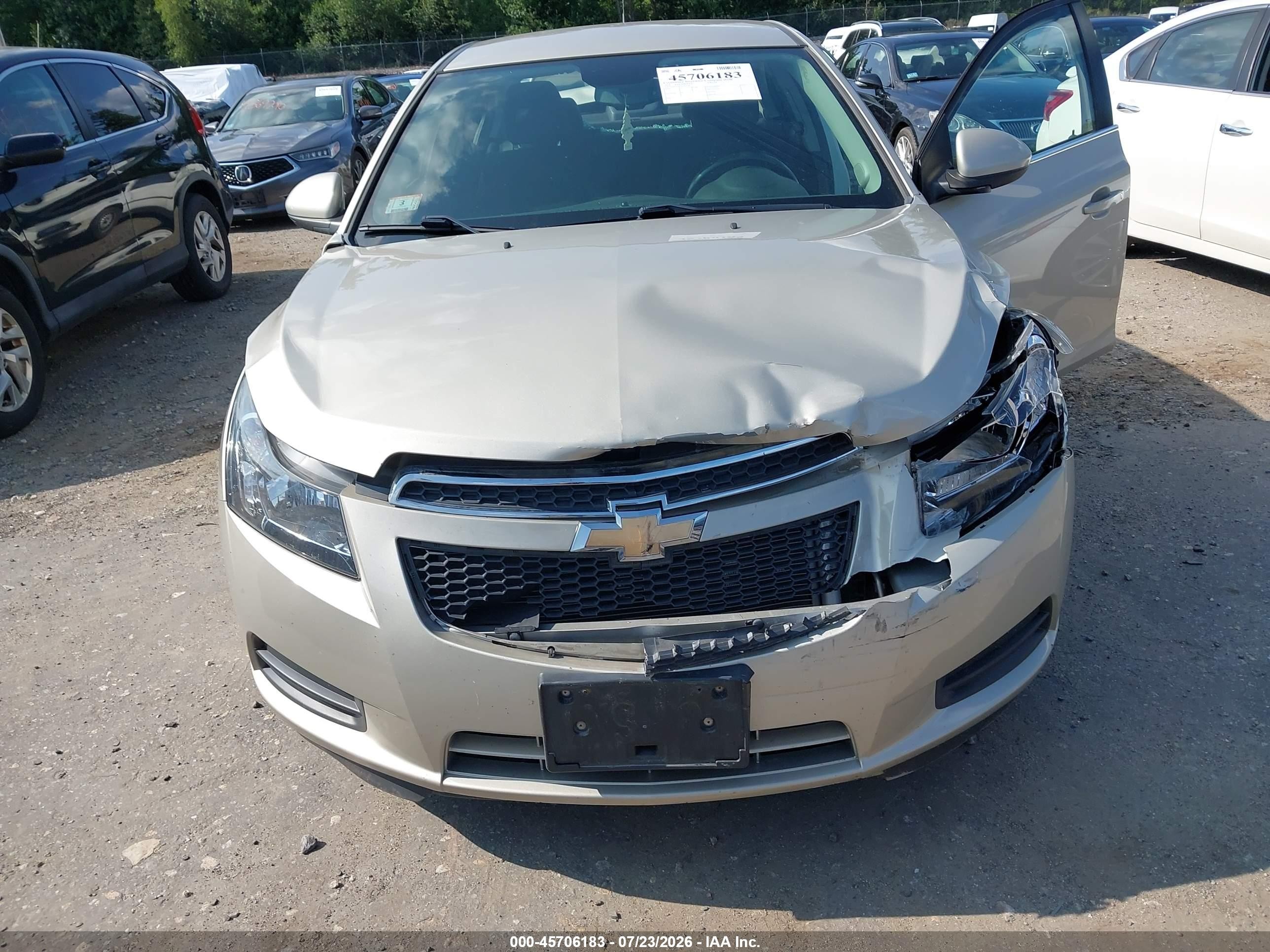 2014 Chevrolet Cruze 1lt Auto Желто-коричневый vin: 1G1PC5SB1E7167508