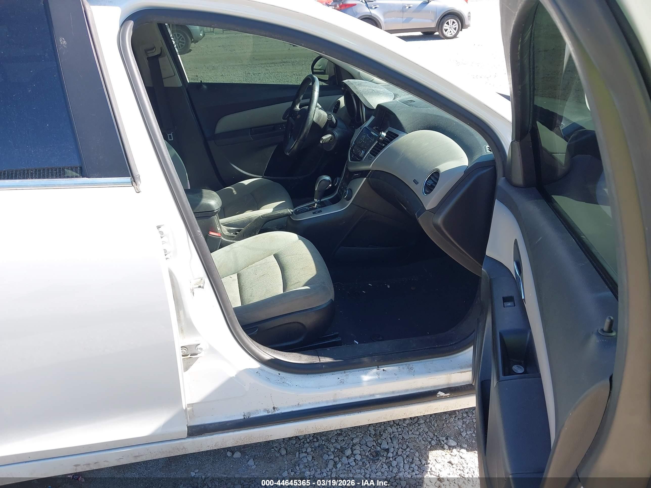 2014 Chevrolet Cruze 1lt Auto White vin: 1G1PC5SB1E7224645