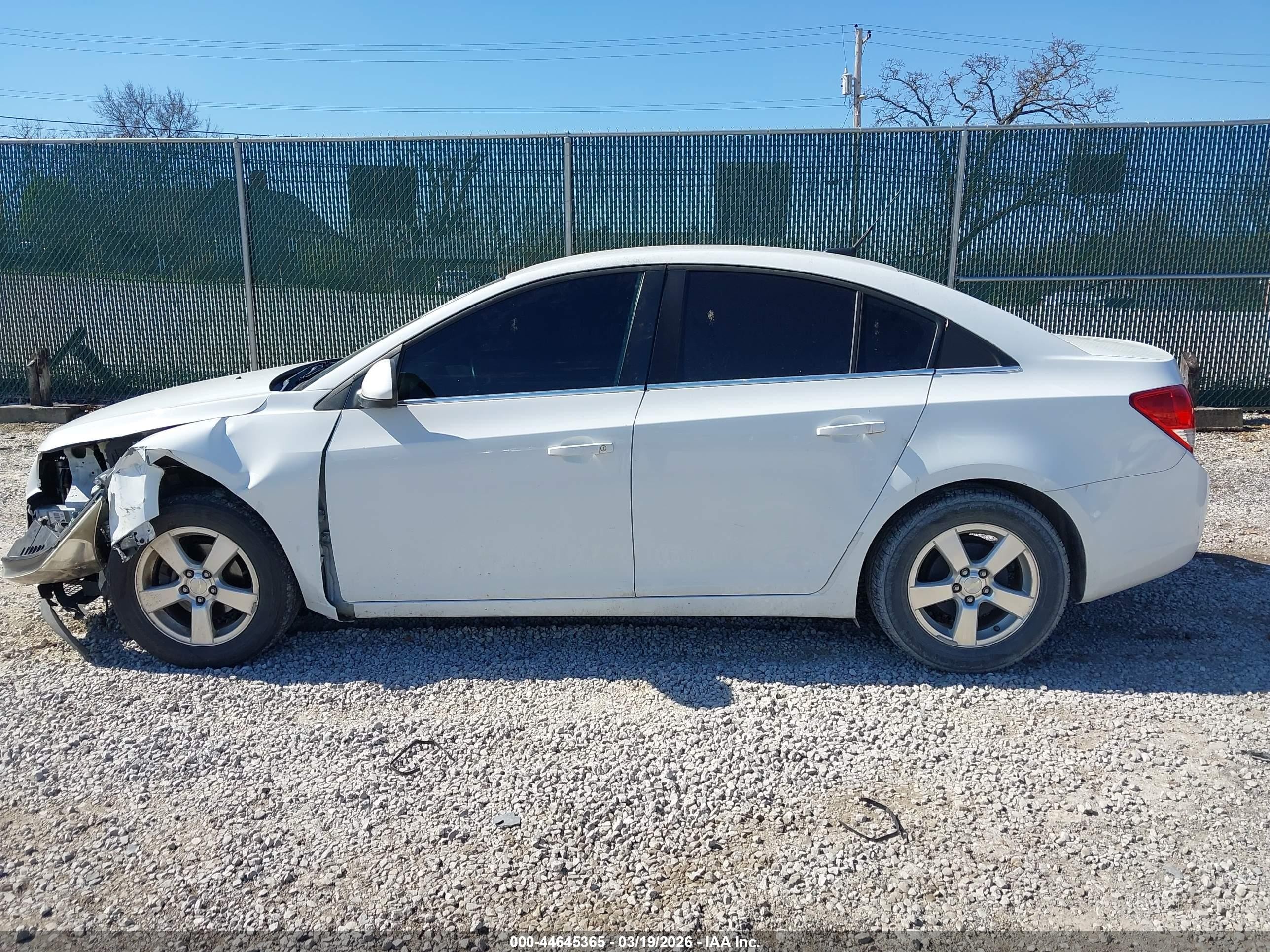 2014 Chevrolet Cruze 1lt Auto White vin: 1G1PC5SB1E7224645