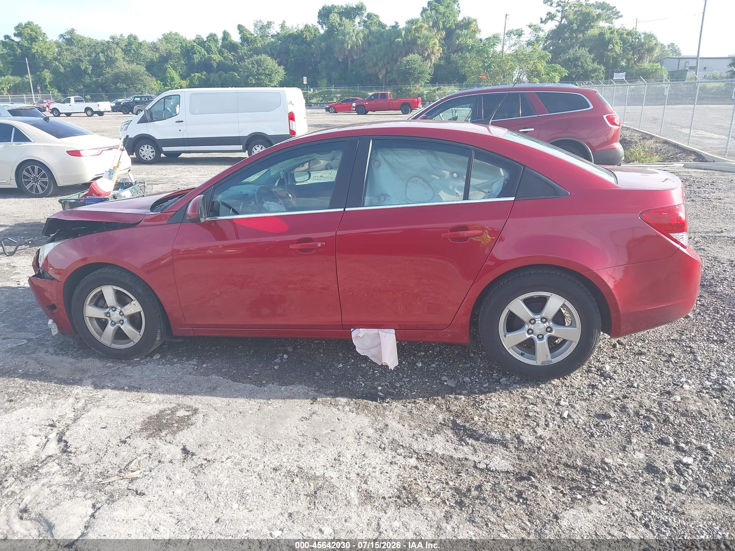 2014 Chevrolet Cruze 1lt Auto Burgundy vin: 1G1PC5SB1E7255197