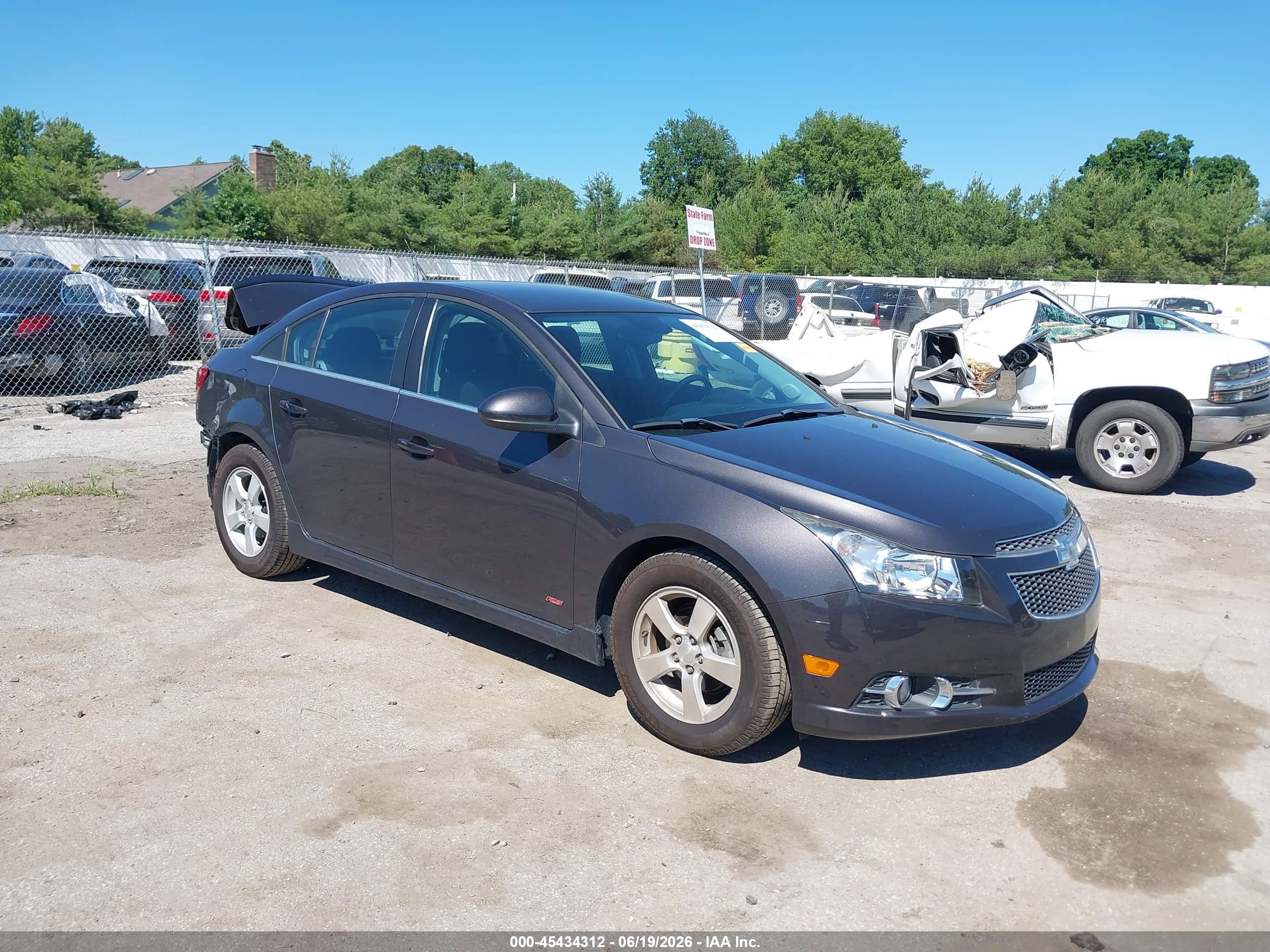 2014 Chevrolet Cruze 1lt Auto Серый vin: 1G1PC5SB1E7310831