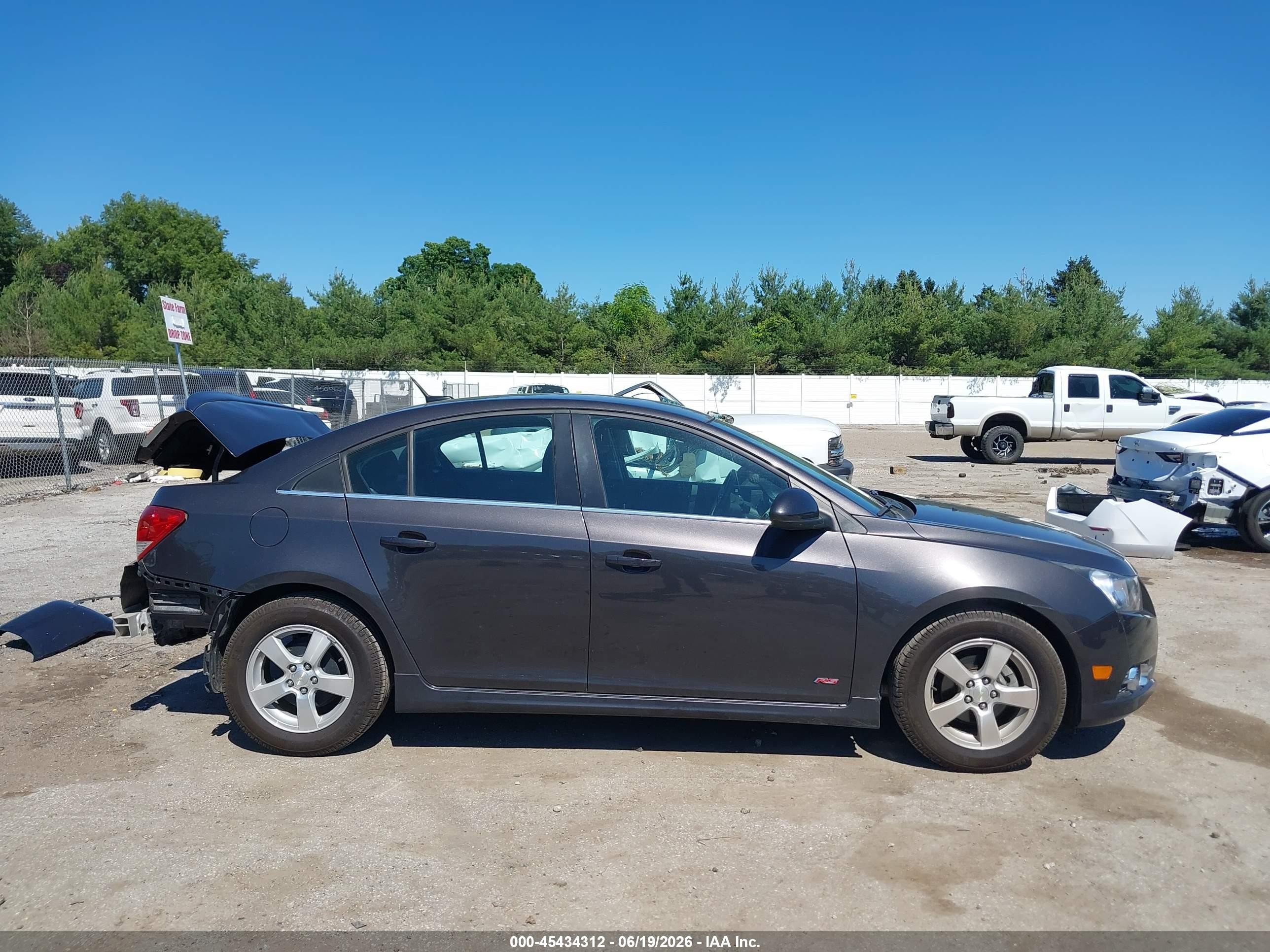 2014 Chevrolet Cruze 1lt Auto Серый vin: 1G1PC5SB1E7310831