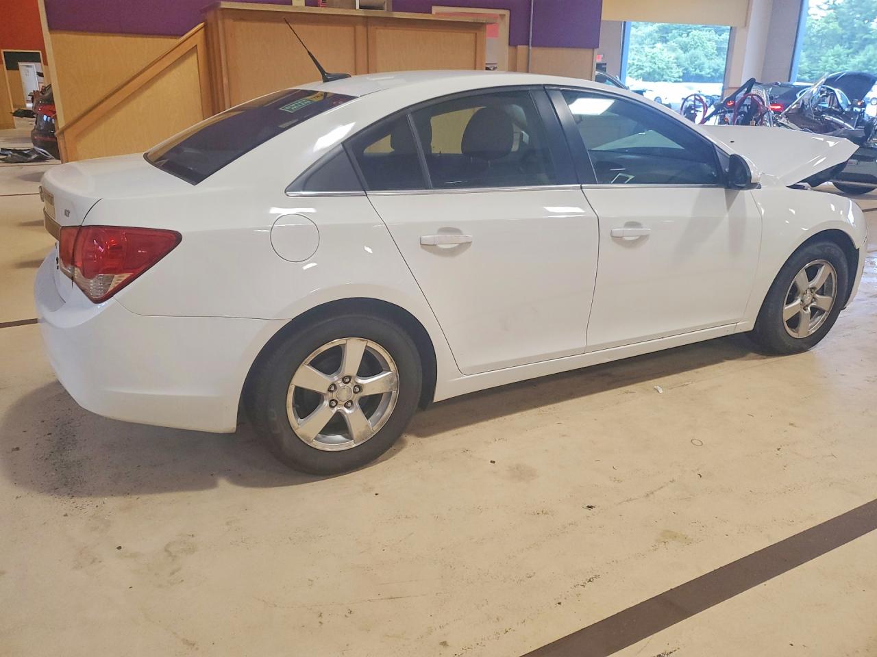 2014 Chevrolet Cruze Lt White vin: 1G1PC5SB1E7352660