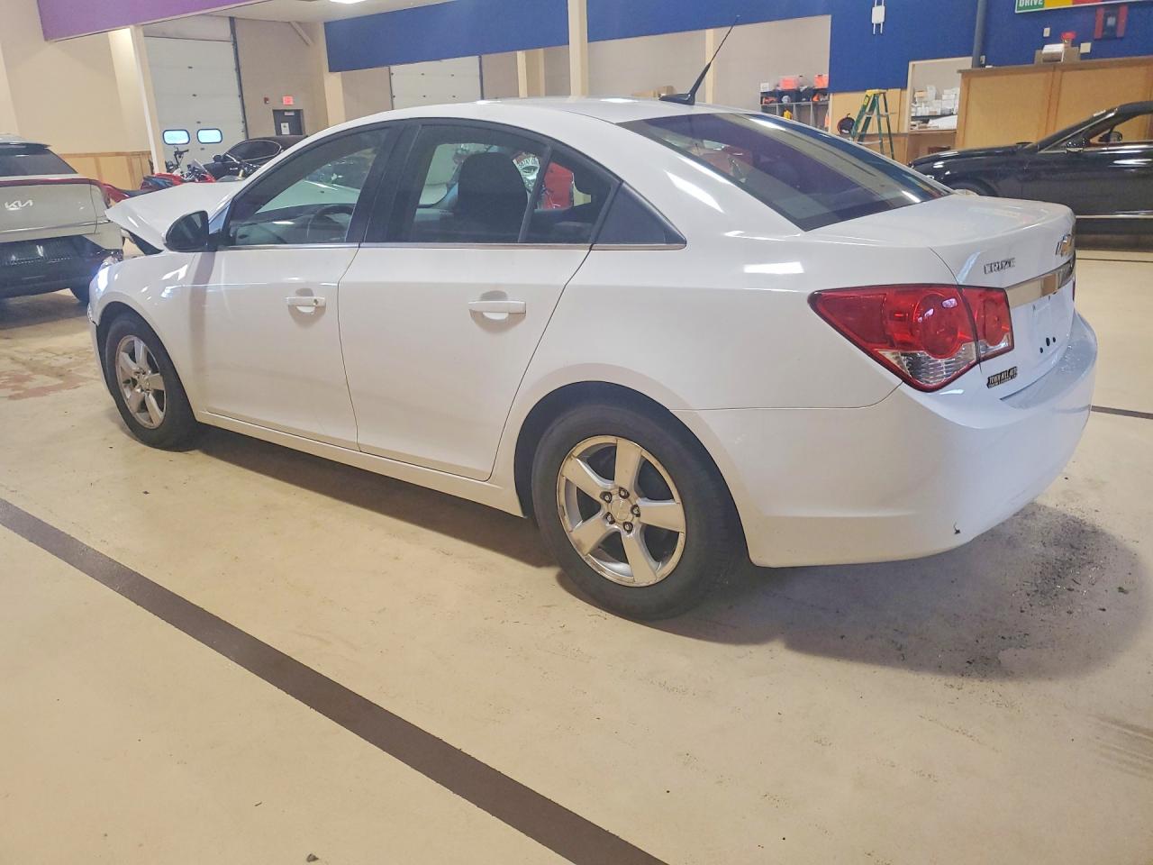 2014 Chevrolet Cruze Lt White vin: 1G1PC5SB1E7352660