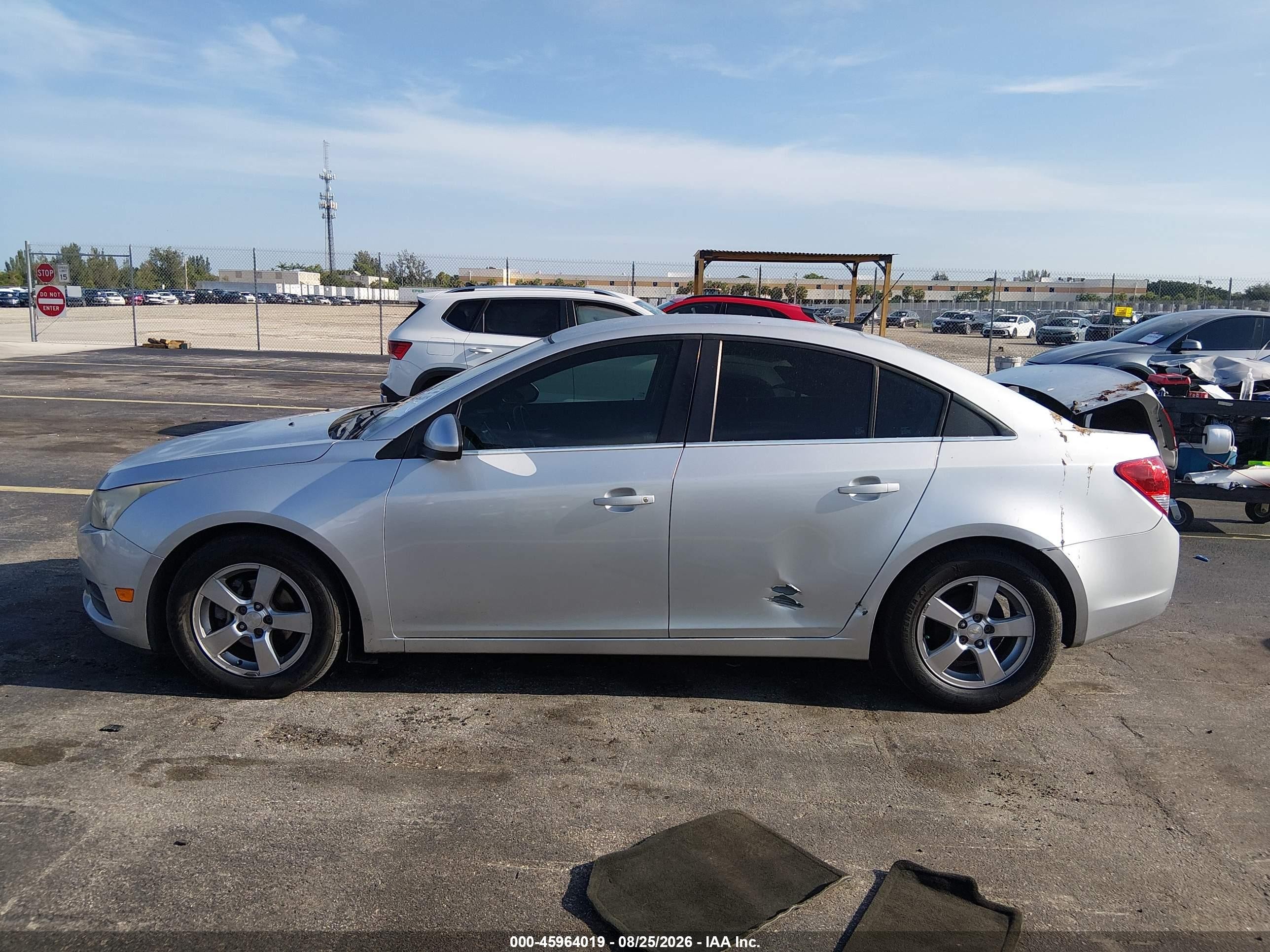 2014 Chevrolet Cruze 1lt Auto Gray vin: 1G1PC5SB1E7466657