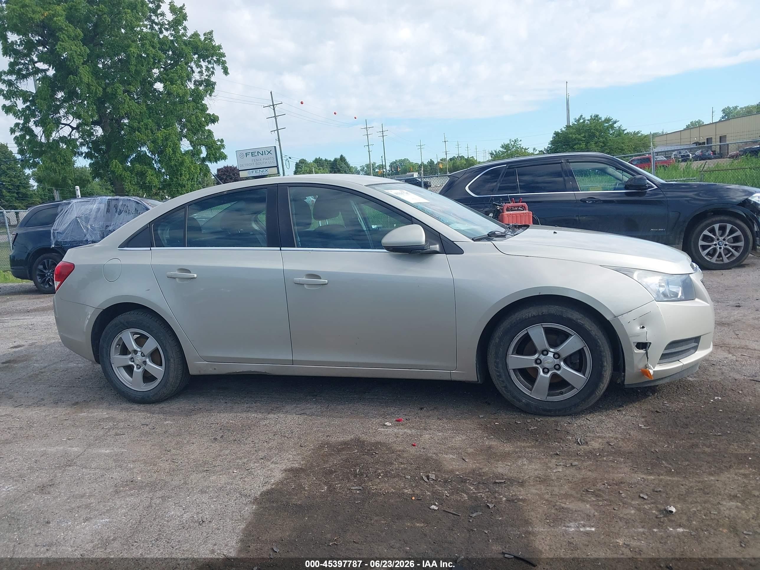 2014 Chevrolet Cruze 1lt Auto Gold vin: 1G1PC5SB1E7486195