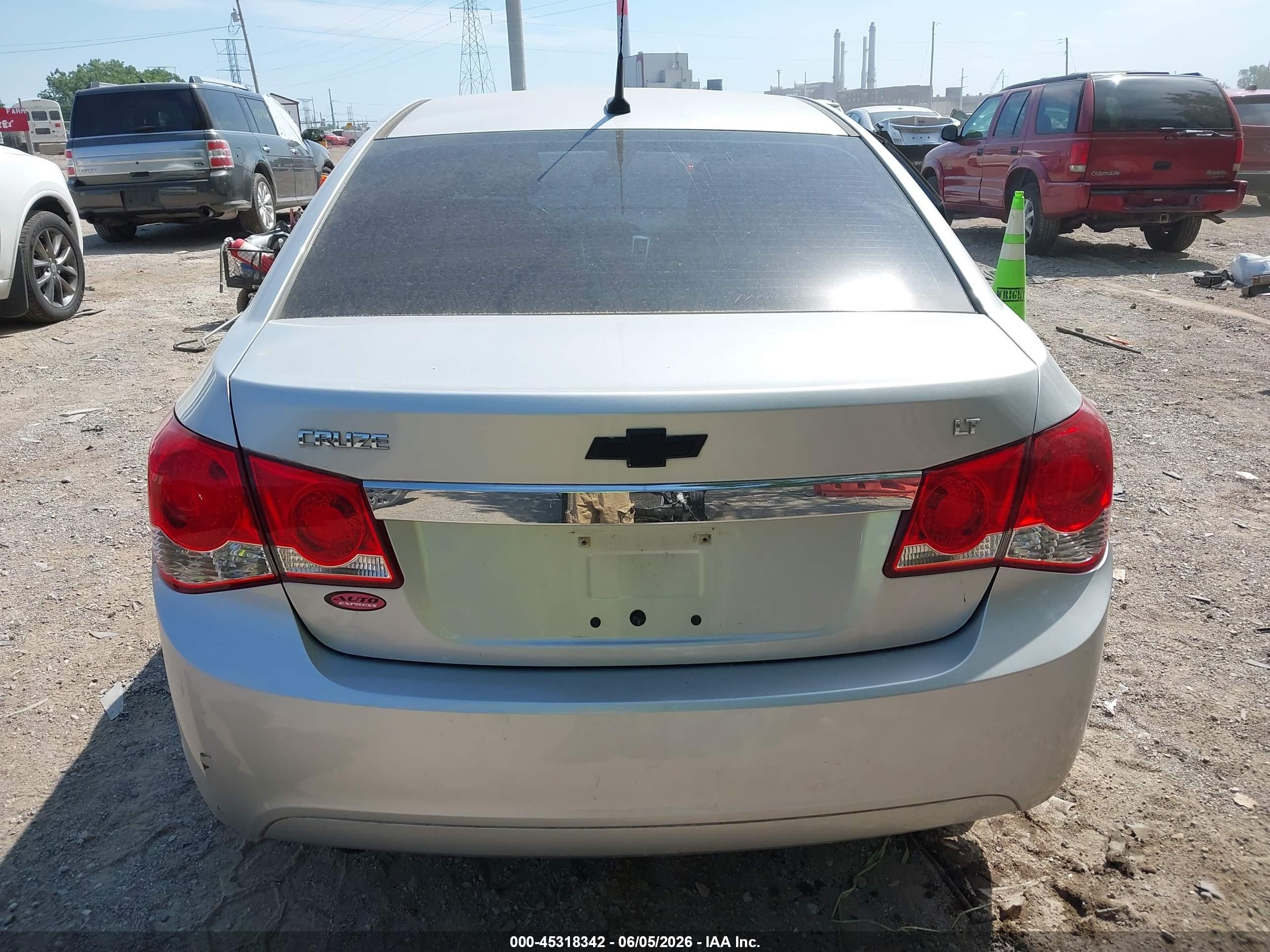 2013 Chevrolet Cruze 1lt Auto Silver vin: 1G1PC5SB2D7207268