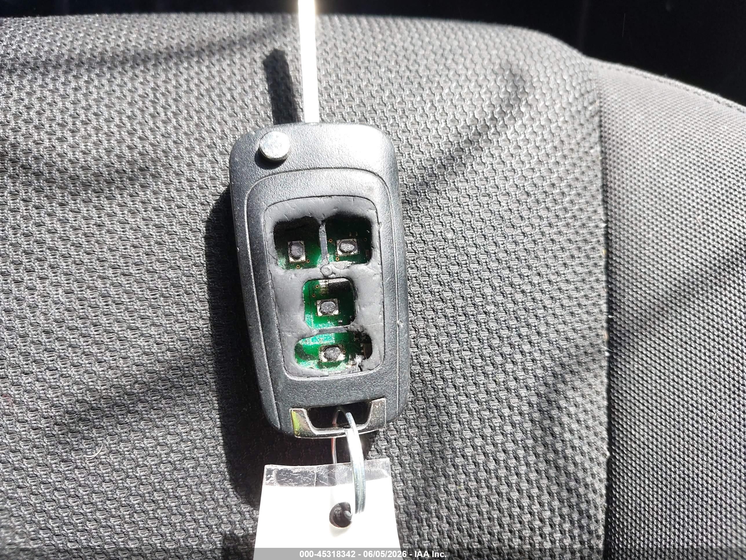 2013 Chevrolet Cruze 1lt Auto Silver vin: 1G1PC5SB2D7207268