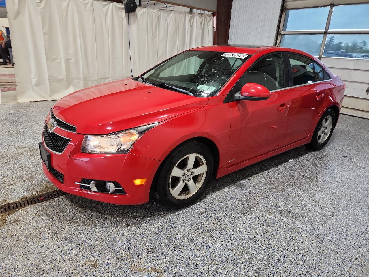 2013 Chevrolet Cruze Lt Red vin: 1G1PC5SB2D7274291 Damage: Left Front Fender, Dent(S) W/ Paint Dmg, 3 To 4 Inches