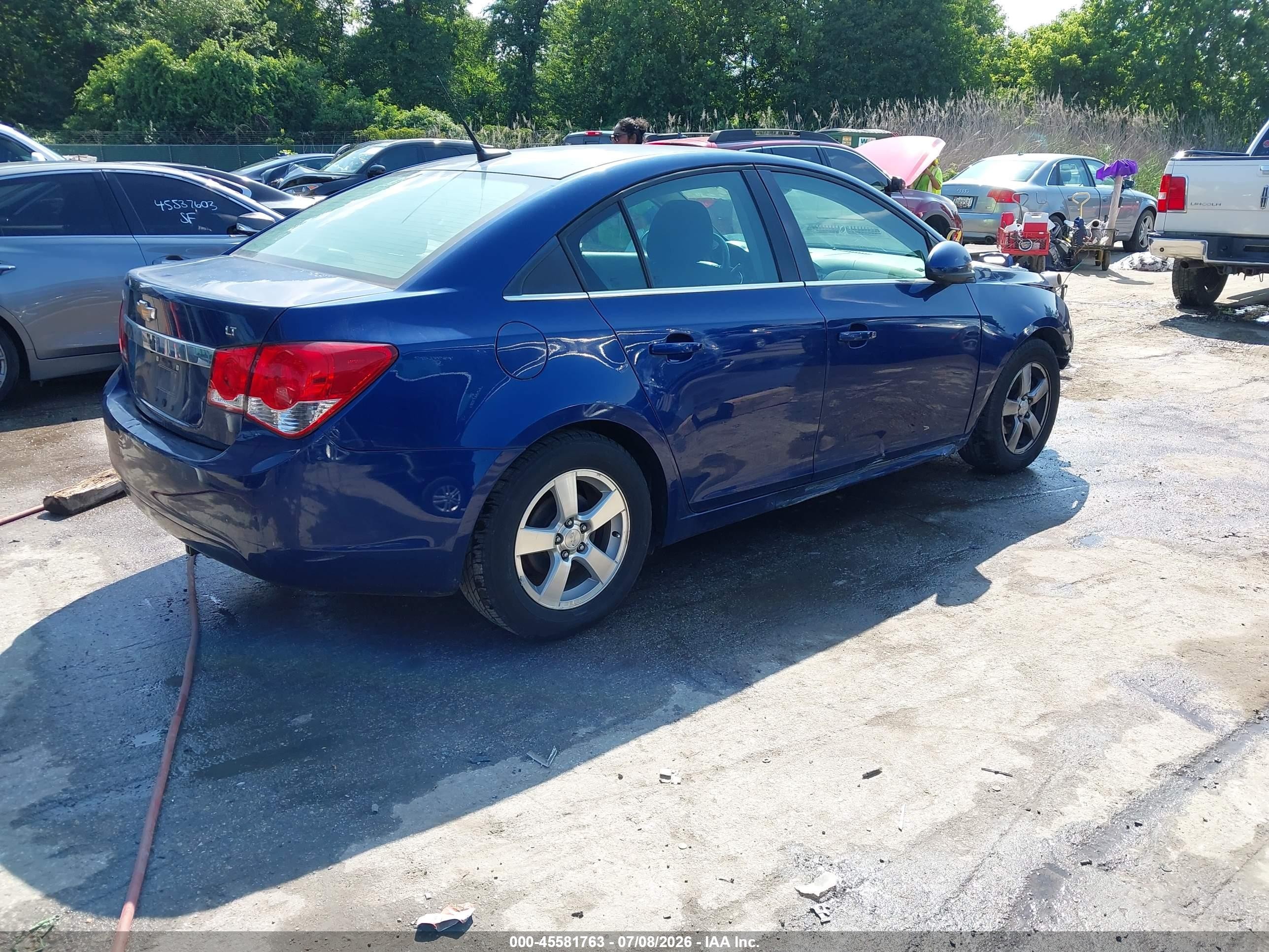 2013 Chevrolet Cruze 1lt Auto Blue vin: 1G1PC5SB2D7281774