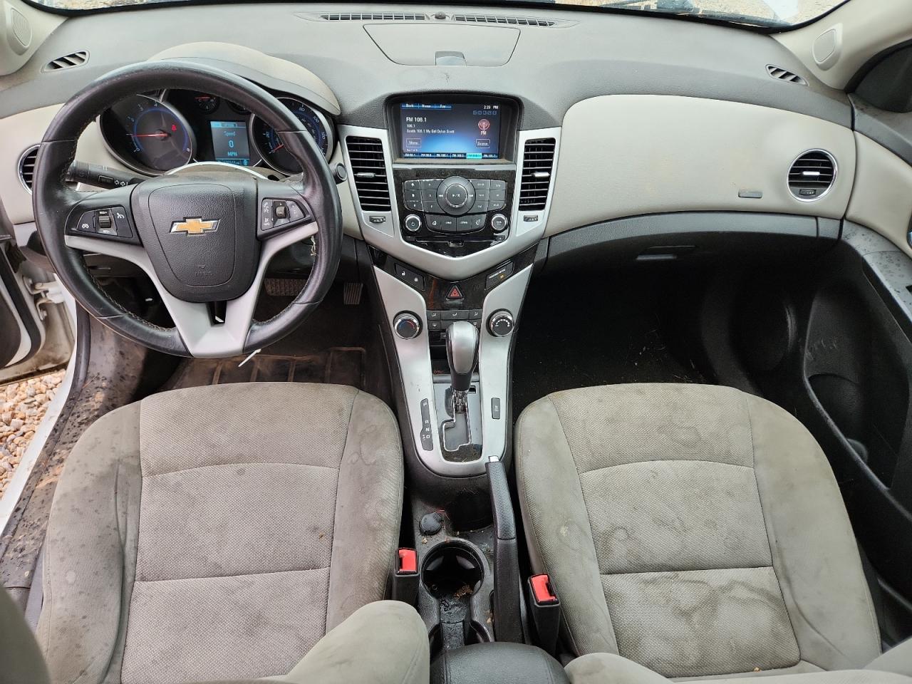 2014 Chevrolet Cruze Lt White vin: 1G1PC5SB2E7148434