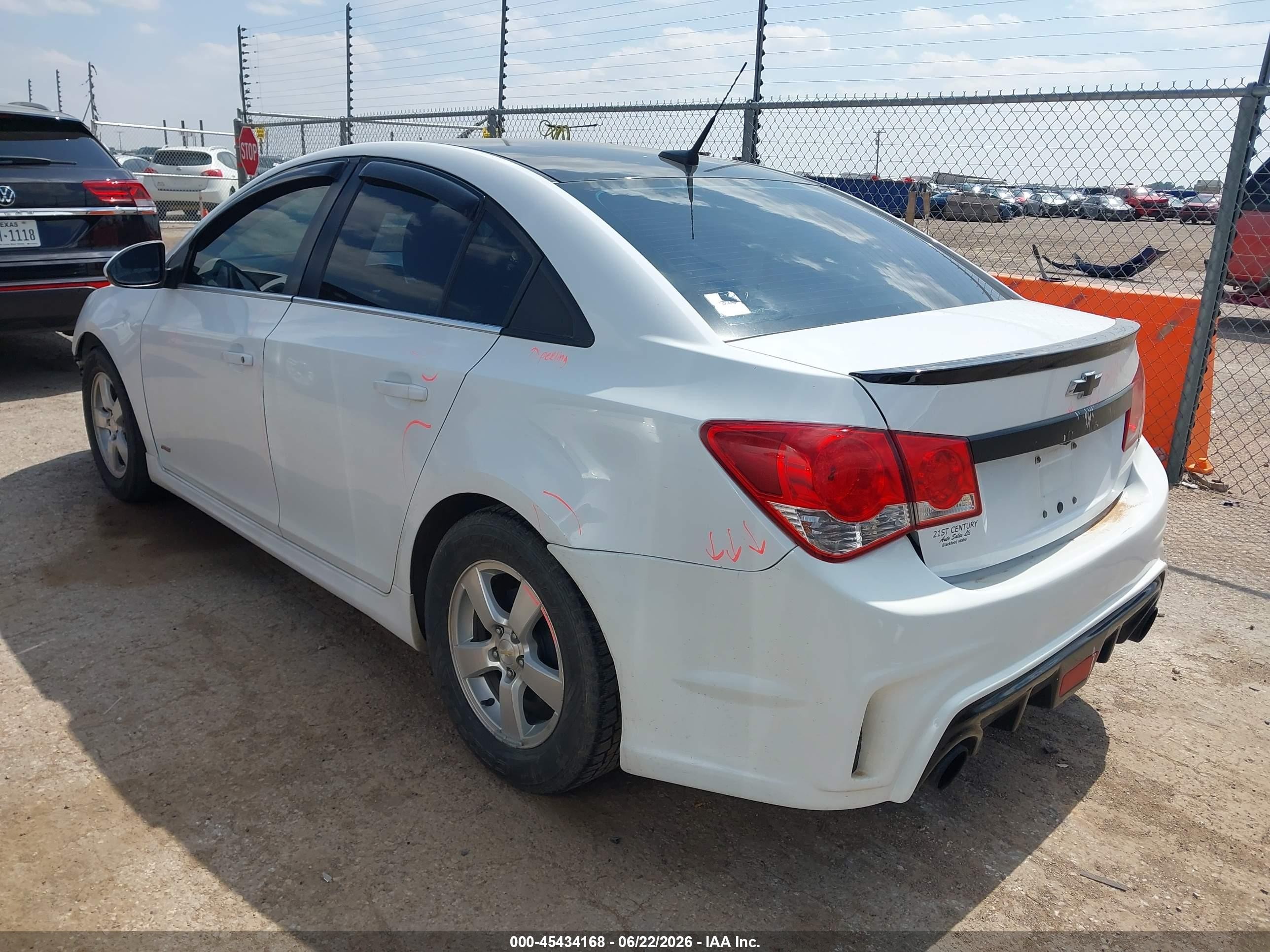 2014 Chevrolet Cruze 1lt Auto White vin: 1G1PC5SB2E7246962