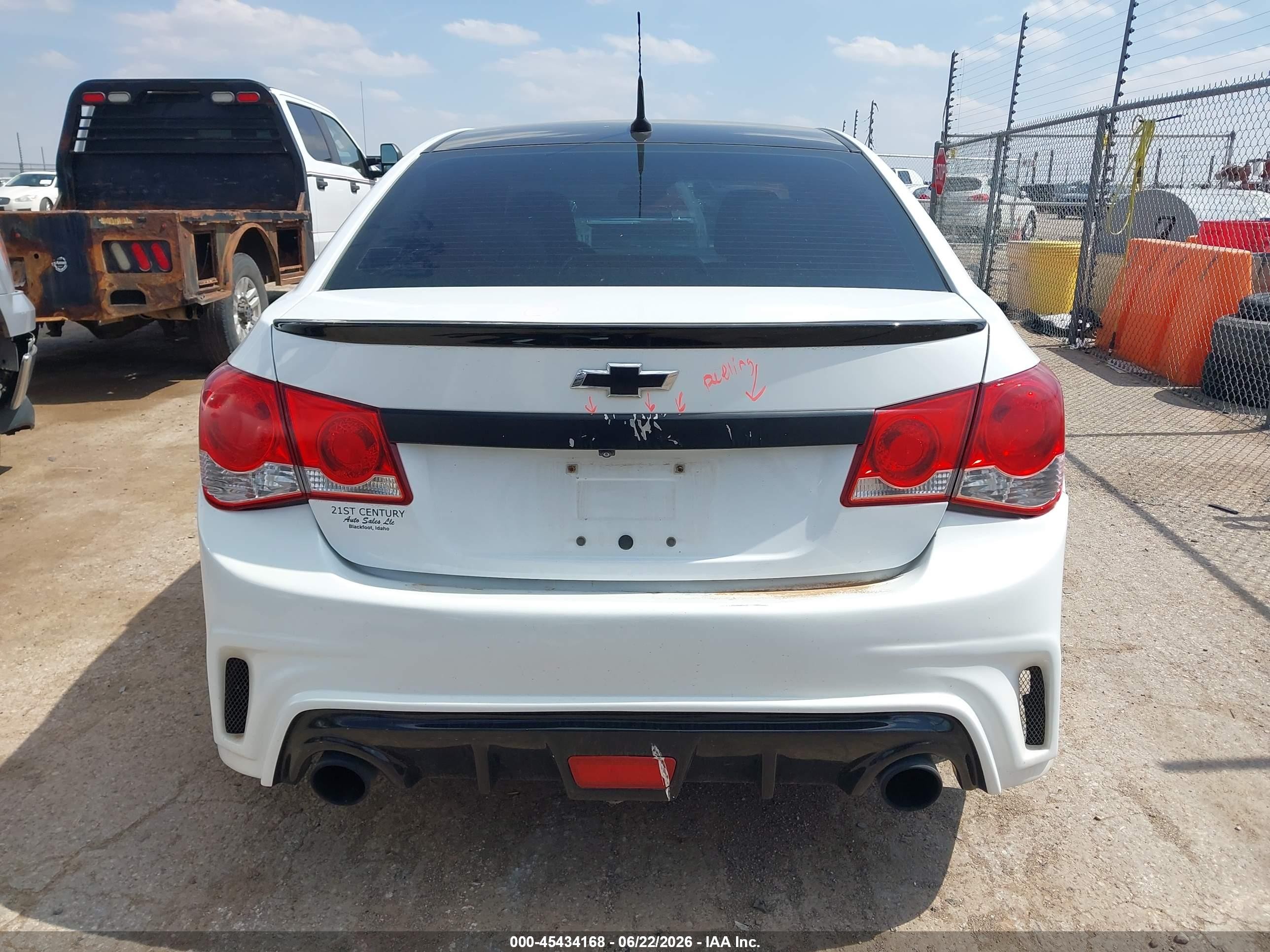 2014 Chevrolet Cruze 1lt Auto White vin: 1G1PC5SB2E7246962