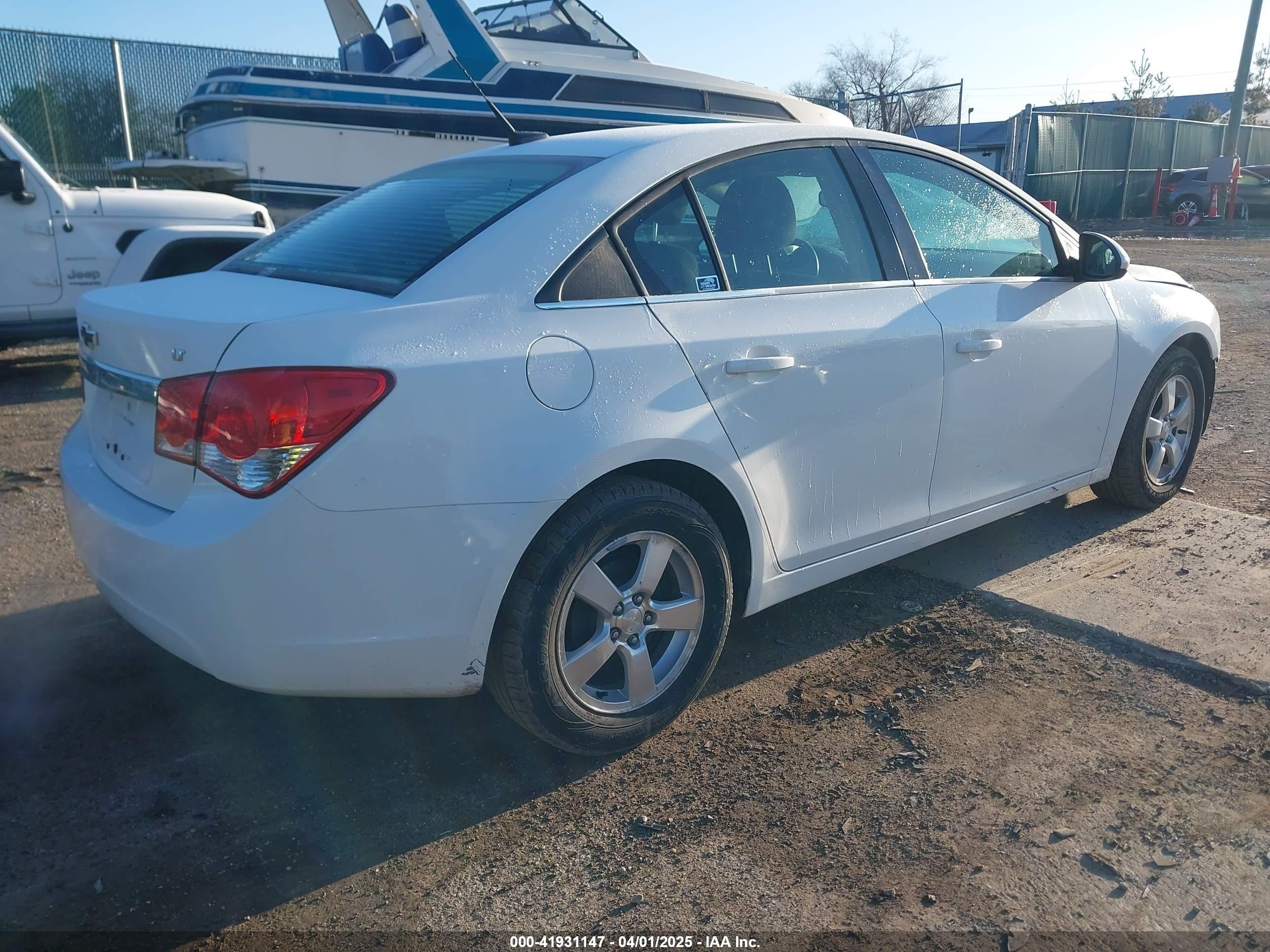 2014 Chevrolet Cruze 1lt Auto White vin: 1G1PC5SB2E7312328