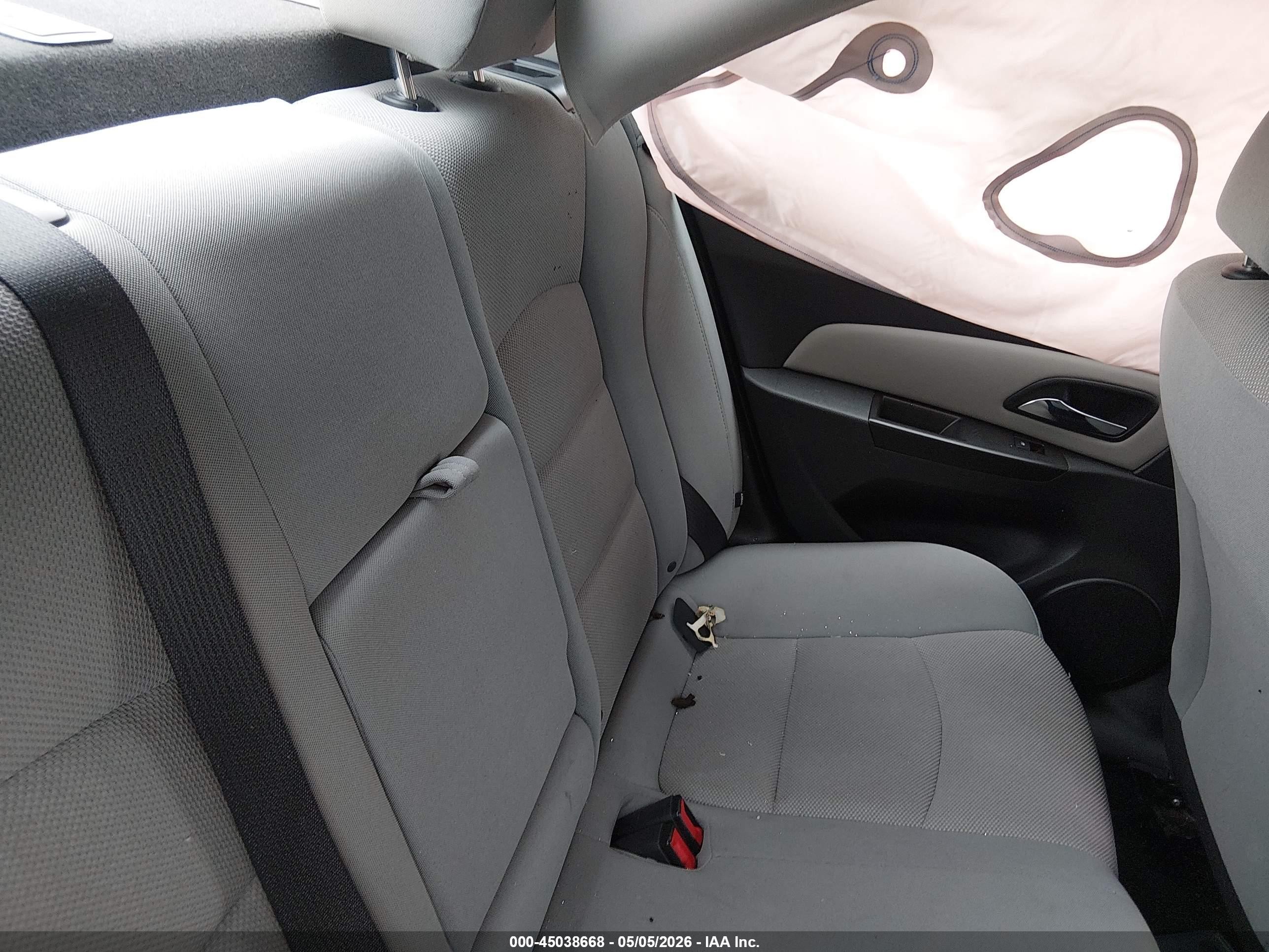 2014 Chevrolet Cruze 1lt Auto White vin: 1G1PC5SB2E7339237