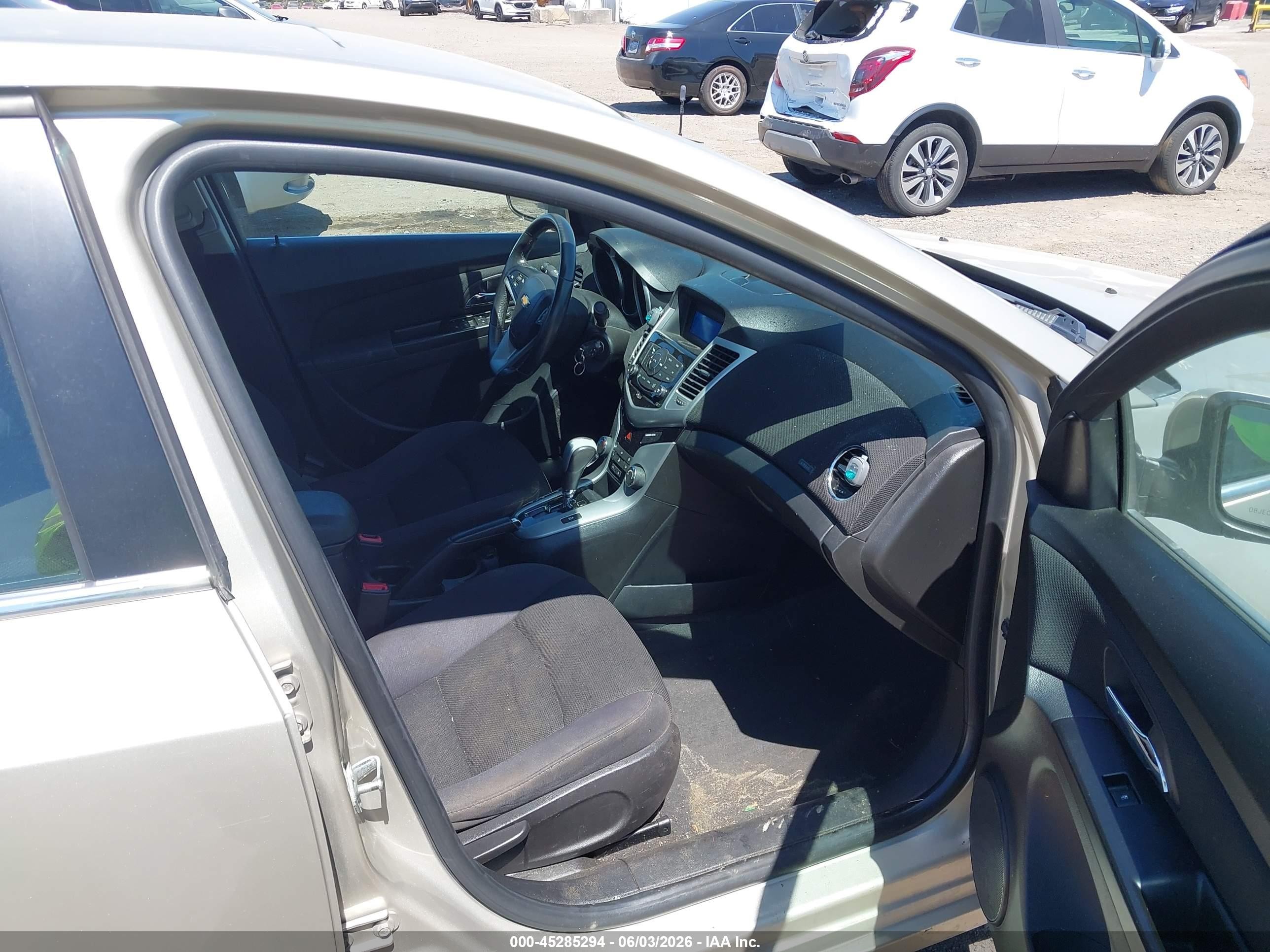 2014 Chevrolet Cruze 1lt Auto Gold vin: 1G1PC5SB2E7402045