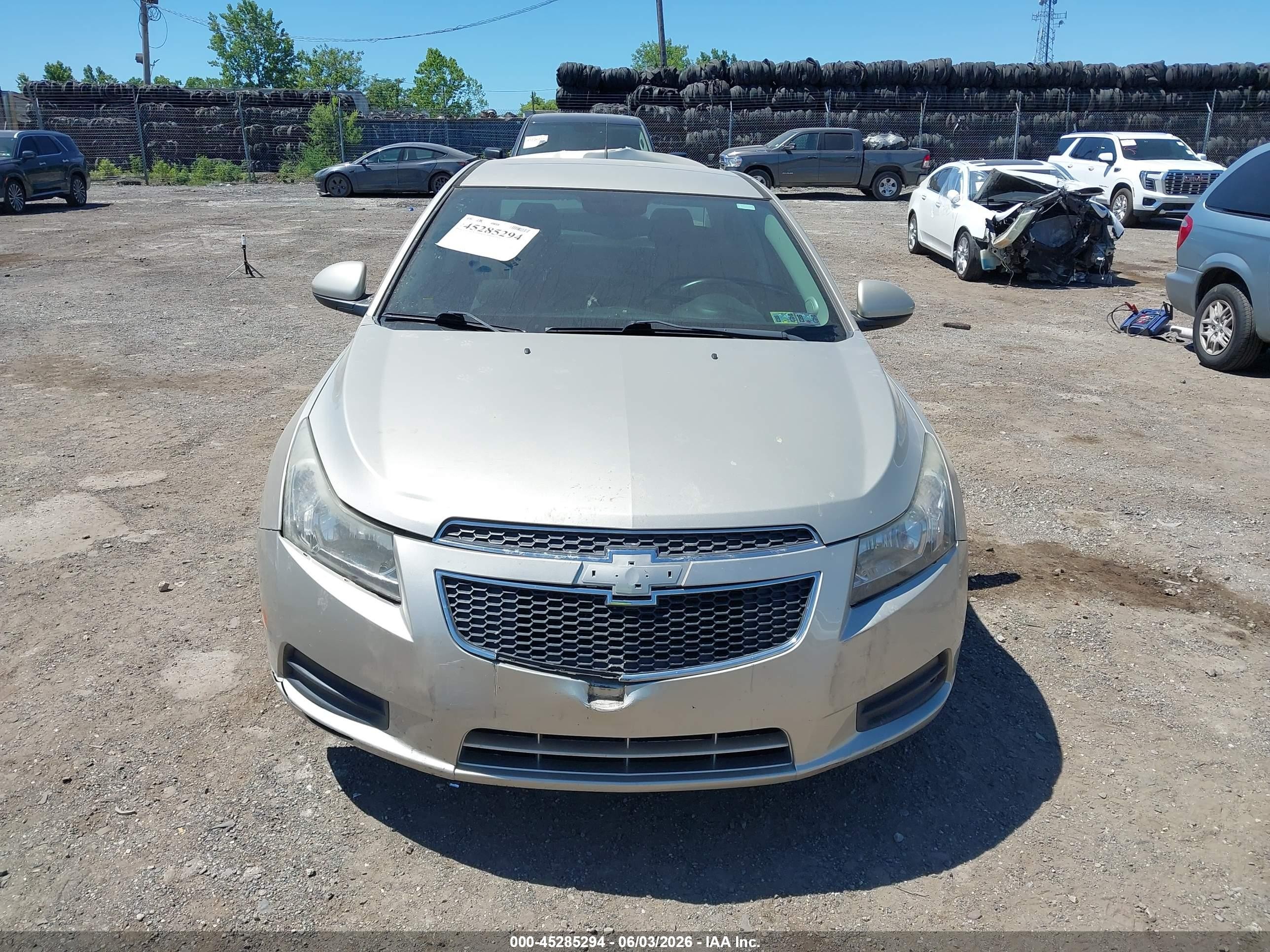 2014 Chevrolet Cruze 1lt Auto Gold vin: 1G1PC5SB2E7402045