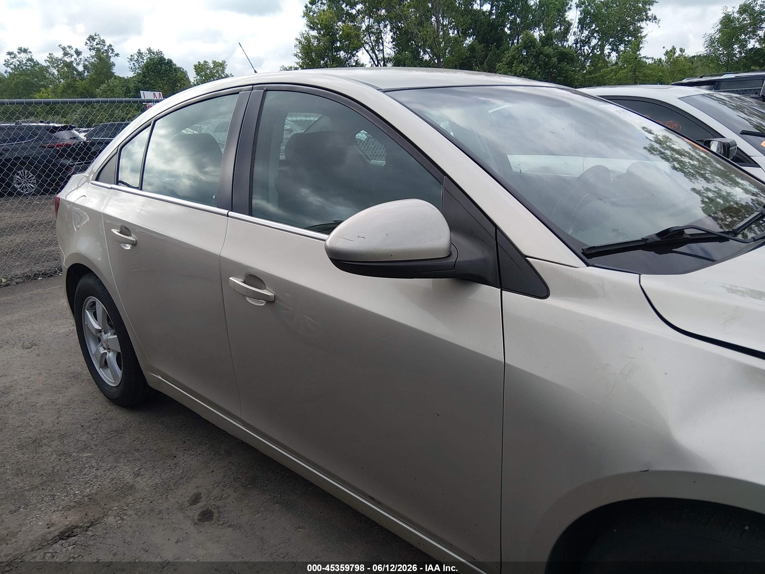 2014 Chevrolet Cruze 1lt Auto Желто-коричневый vin: 1G1PC5SB2E7483726