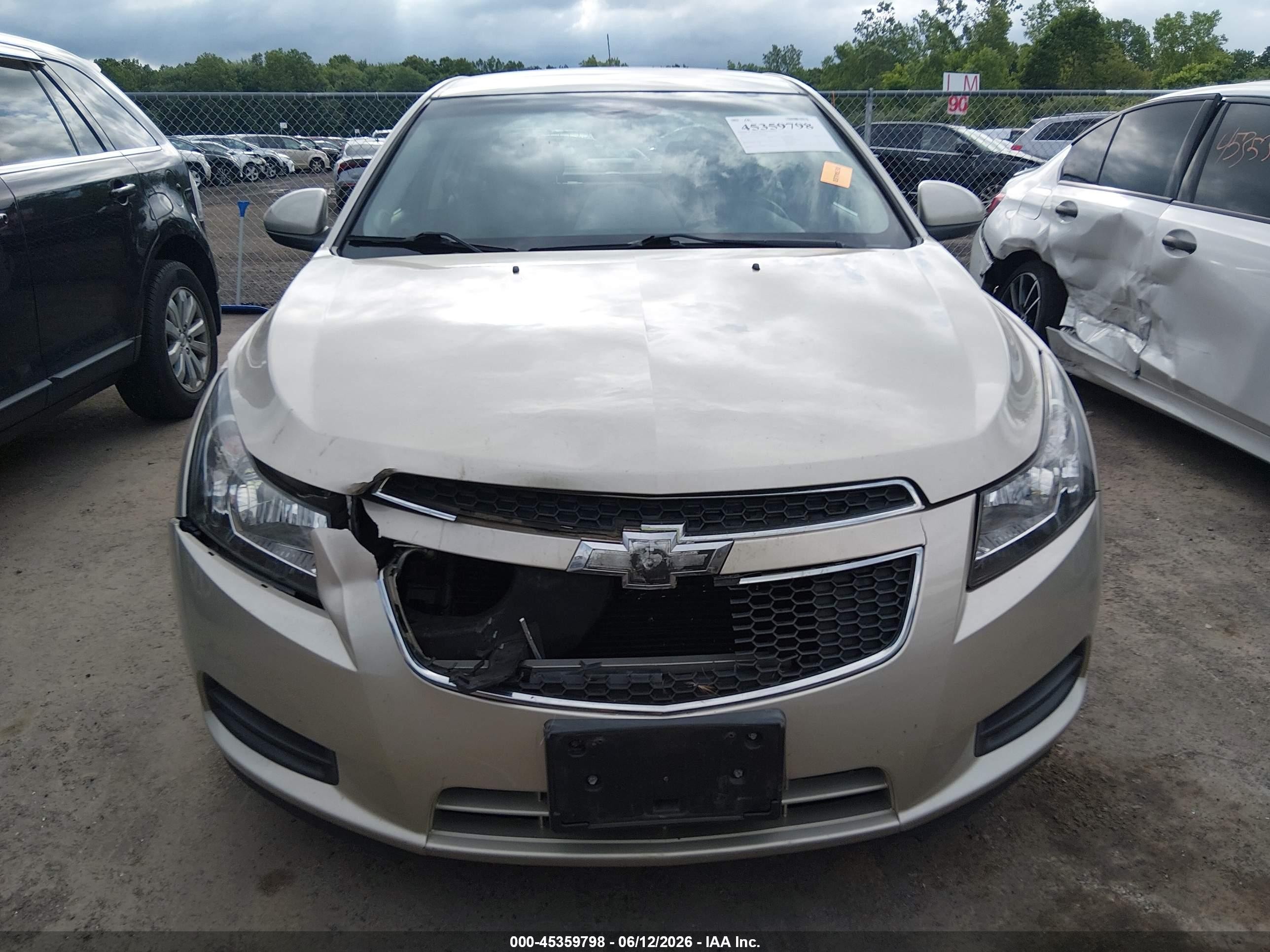 2014 Chevrolet Cruze 1lt Auto Желто-коричневый vin: 1G1PC5SB2E7483726