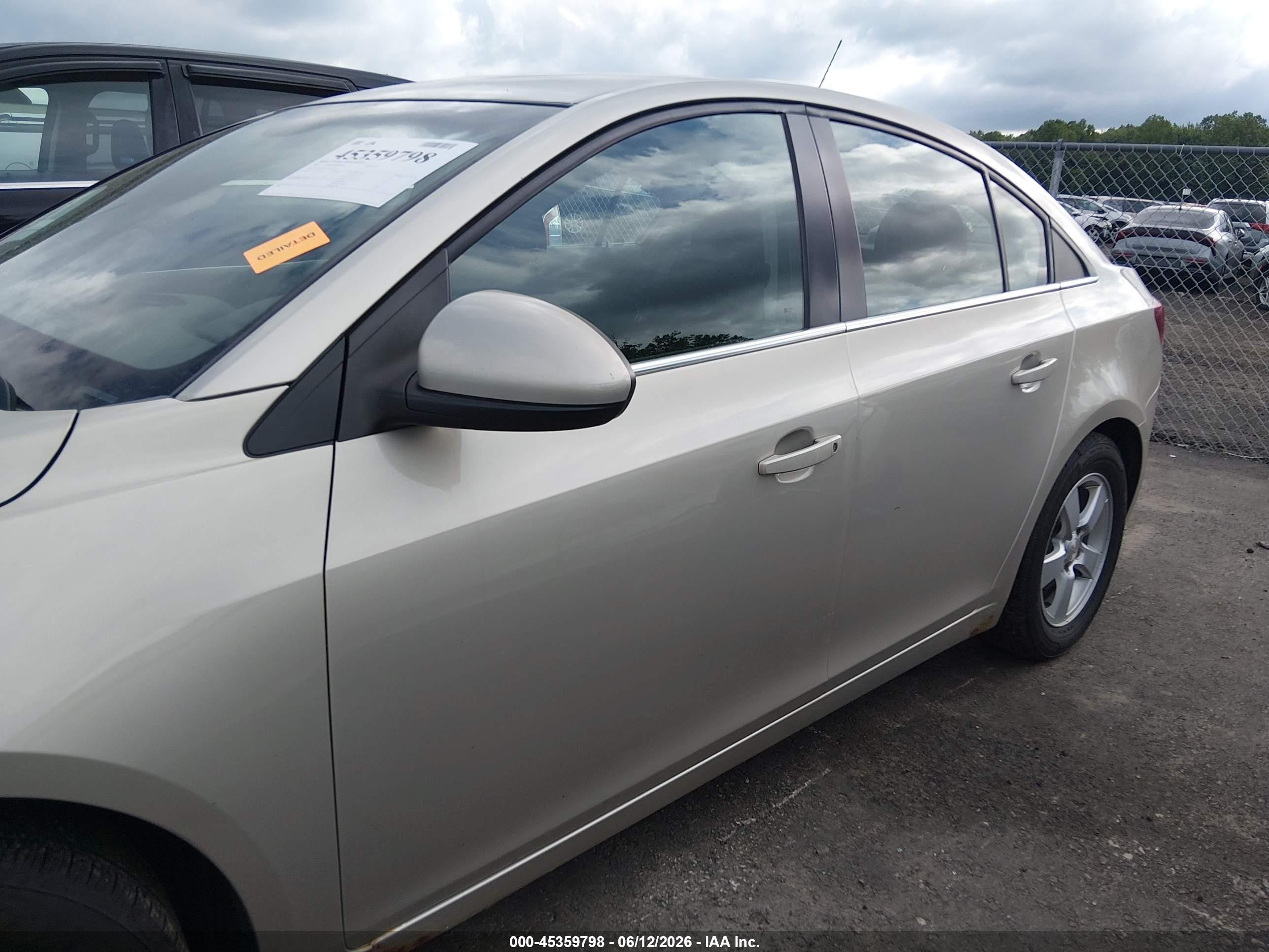 2014 Chevrolet Cruze 1lt Auto Желто-коричневый vin: 1G1PC5SB2E7483726