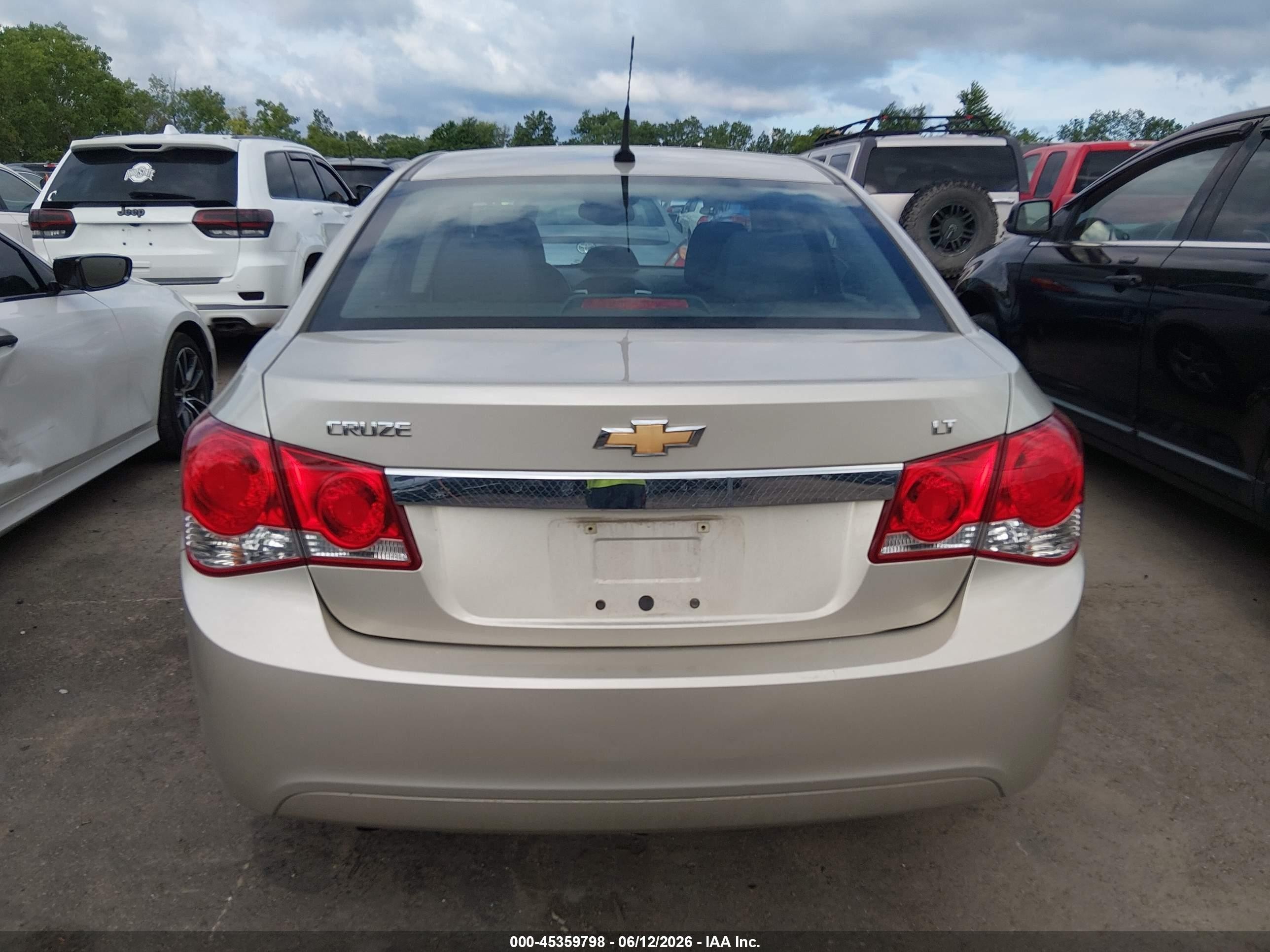 2014 Chevrolet Cruze 1lt Auto Желто-коричневый vin: 1G1PC5SB2E7483726