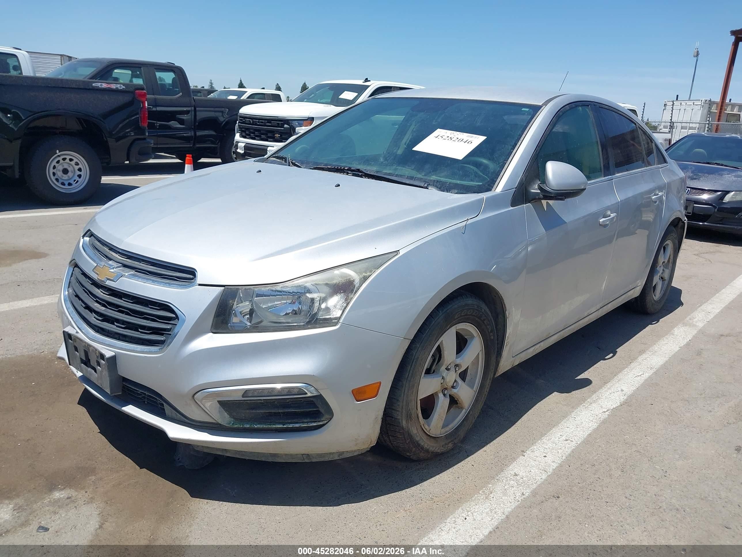 2015 Chevrolet Cruze 1lt Auto Серебряный vin: 1G1PC5SB2F7105682