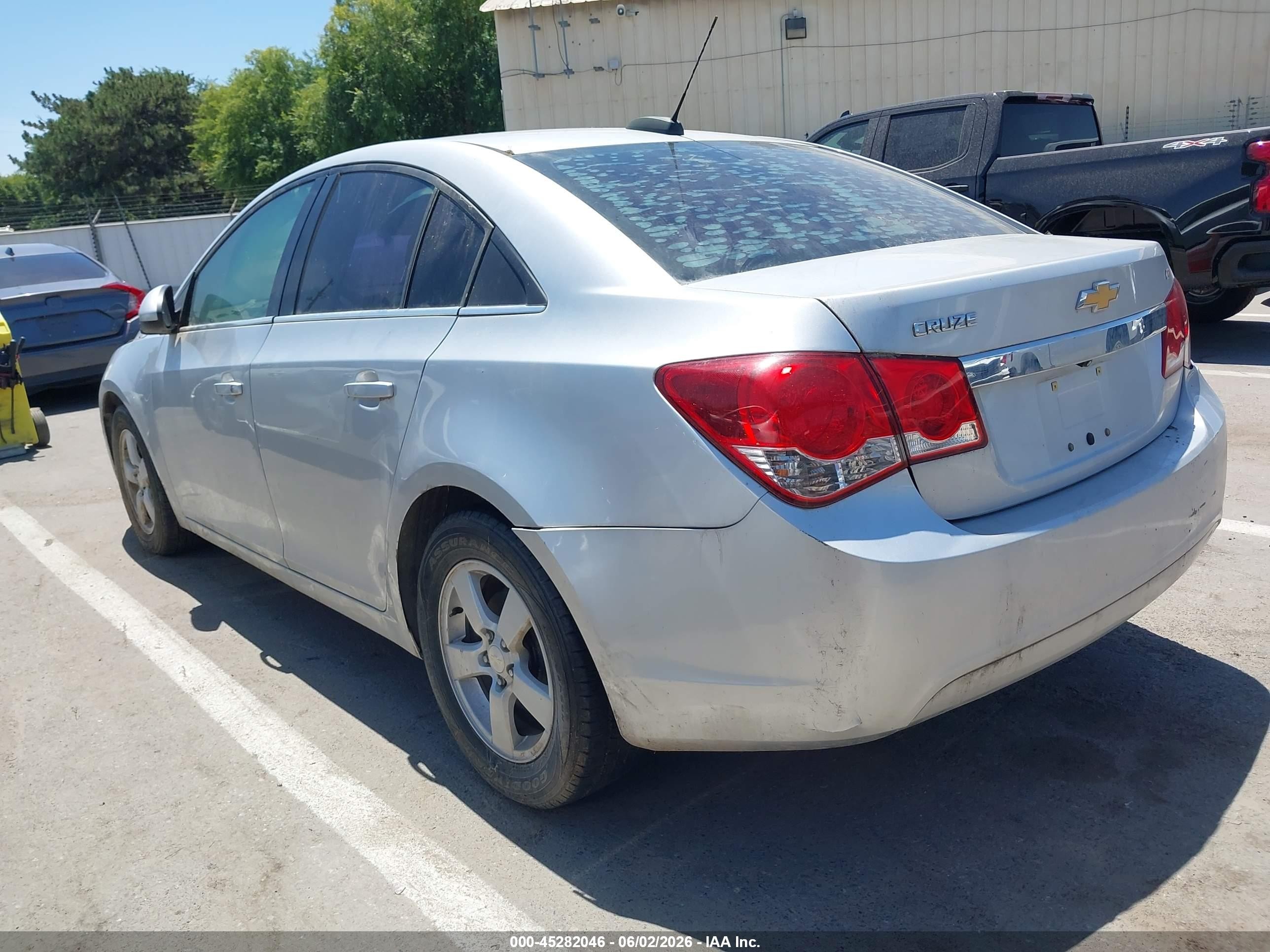 2015 Chevrolet Cruze 1lt Auto Серебряный vin: 1G1PC5SB2F7105682
