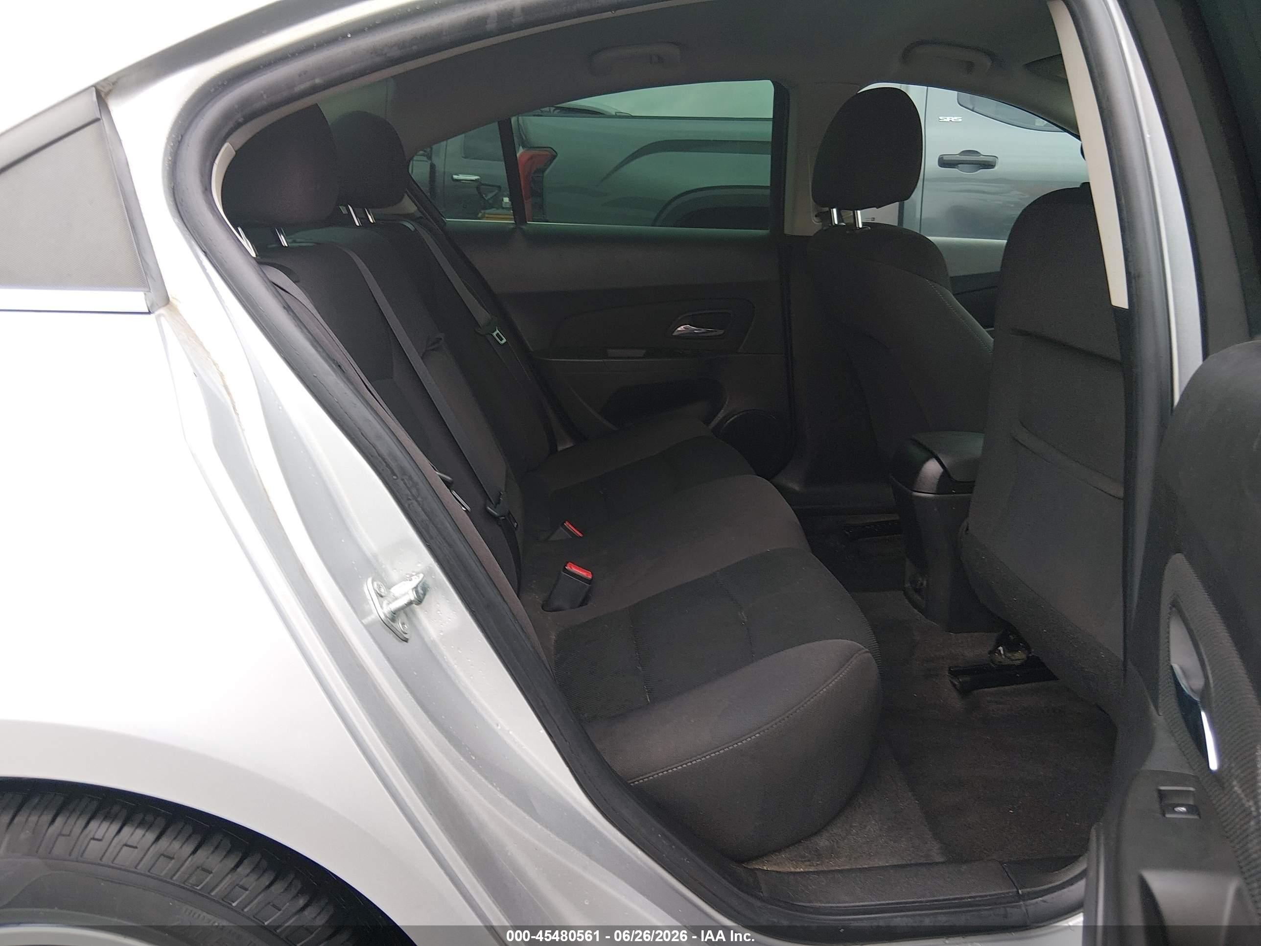 2015 Chevrolet Cruze 1lt Auto Silver vin: 1G1PC5SB2F7124927