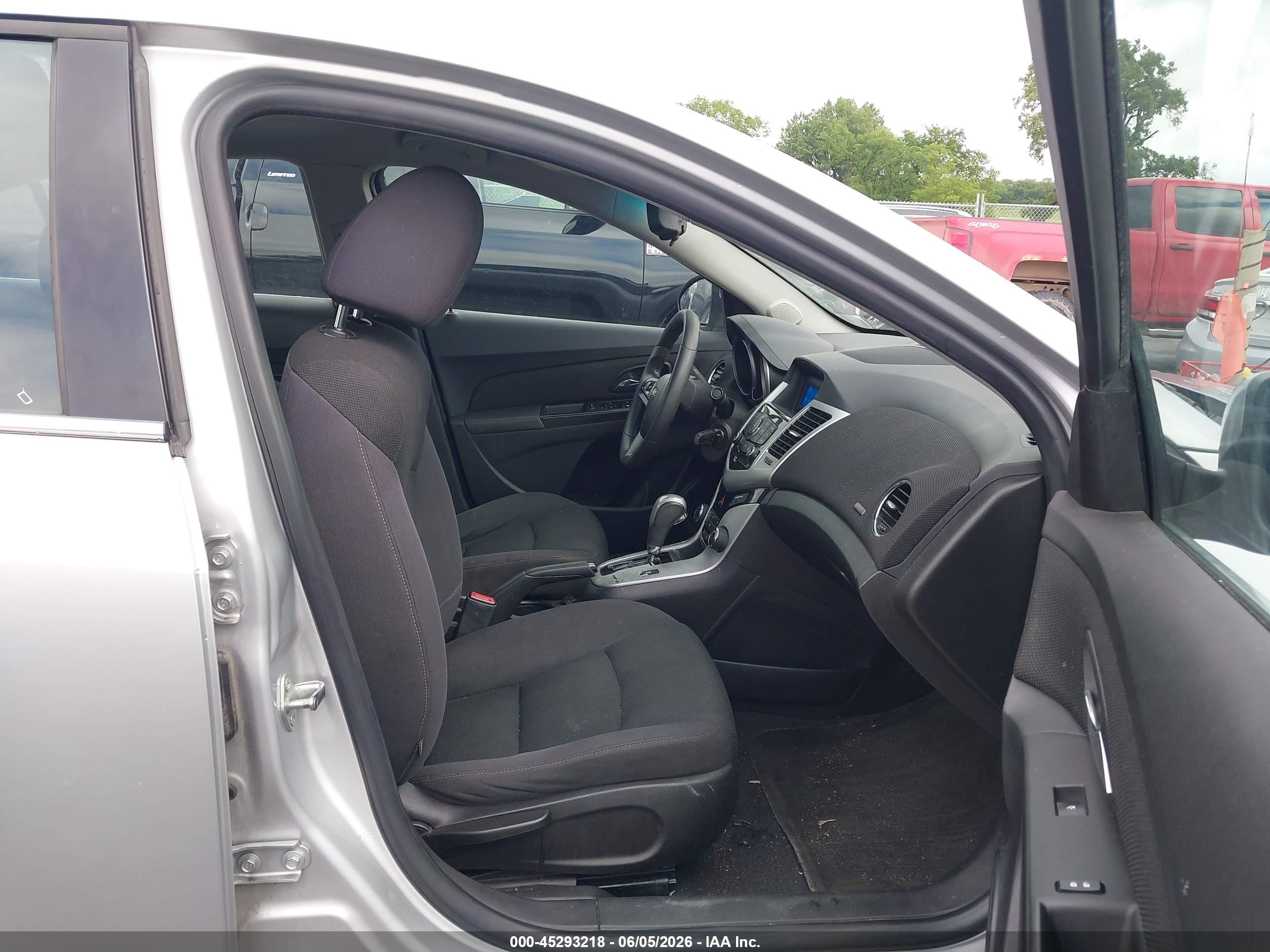 2015 Chevrolet Cruze 1lt Auto Silver vin: 1G1PC5SB2F7128766