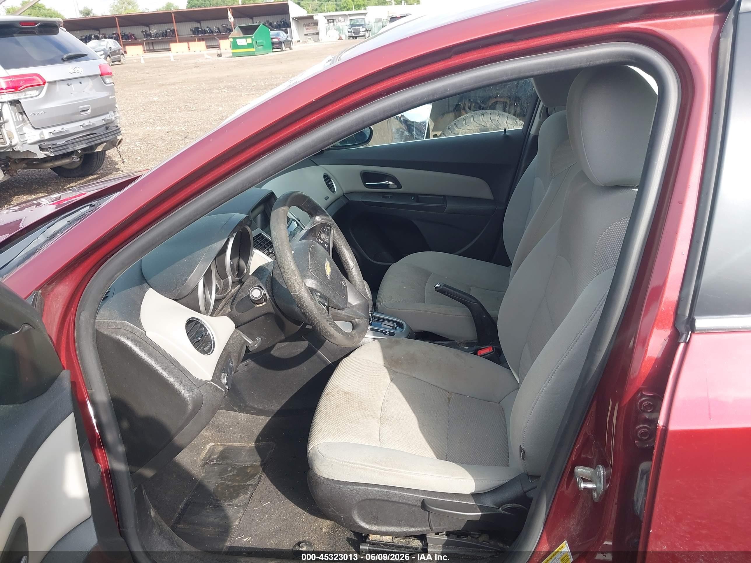 2015 Chevrolet Cruze 1lt Auto Темно-бордовый vin: 1G1PC5SB2F7134955