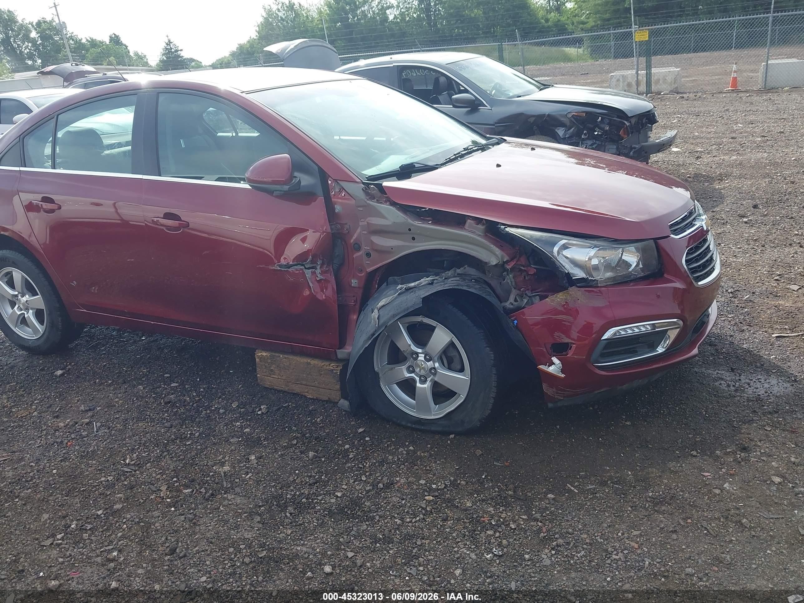 2015 Chevrolet Cruze 1lt Auto Темно-бордовый vin: 1G1PC5SB2F7134955