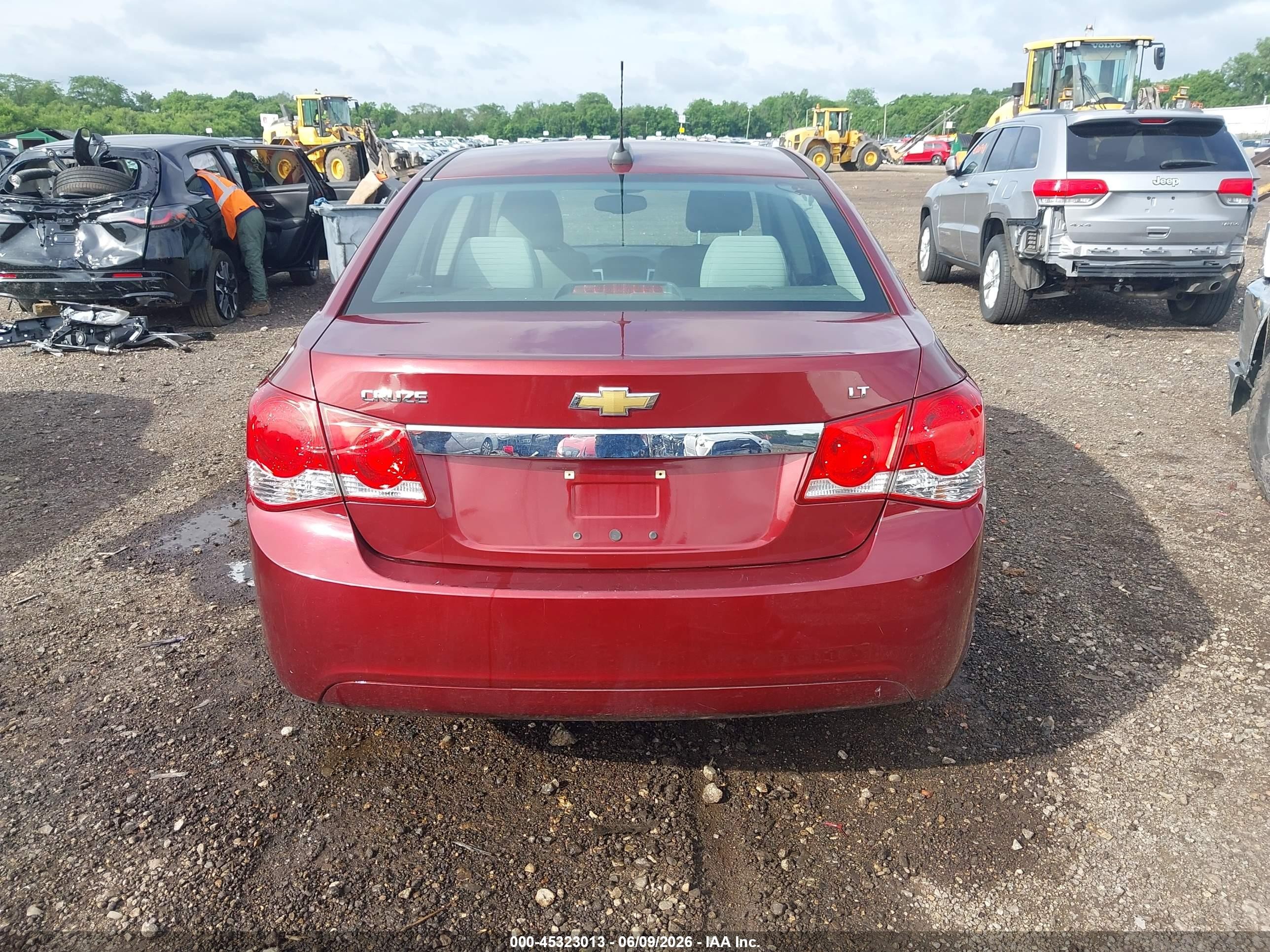 2015 Chevrolet Cruze 1lt Auto Темно-бордовый vin: 1G1PC5SB2F7134955