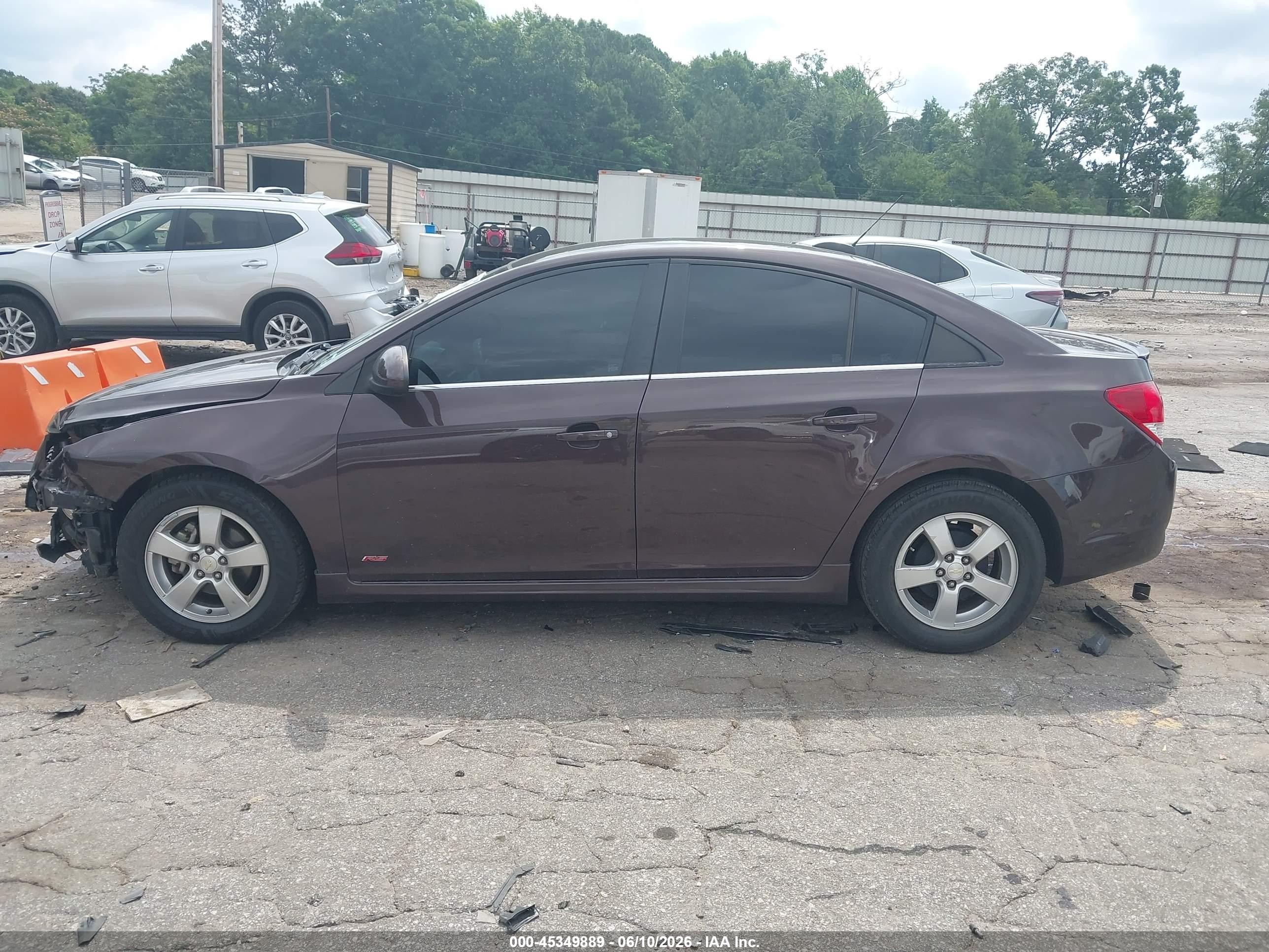 2015 Chevrolet Cruze 1lt Auto Burgundy vin: 1G1PC5SB2F7209279
