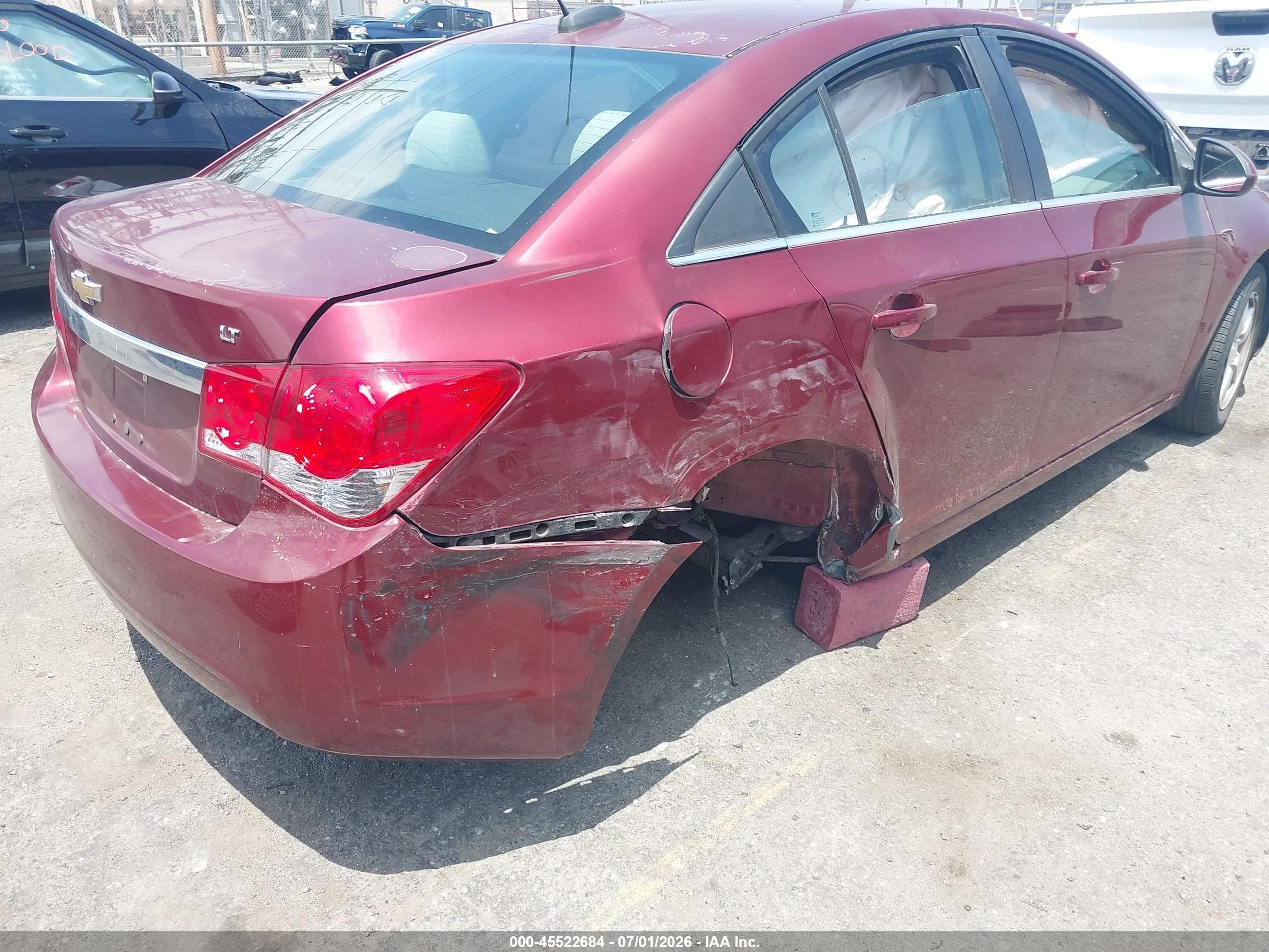 2015 Chevrolet Cruze 1lt Auto Burgundy vin: 1G1PC5SB2F7240306