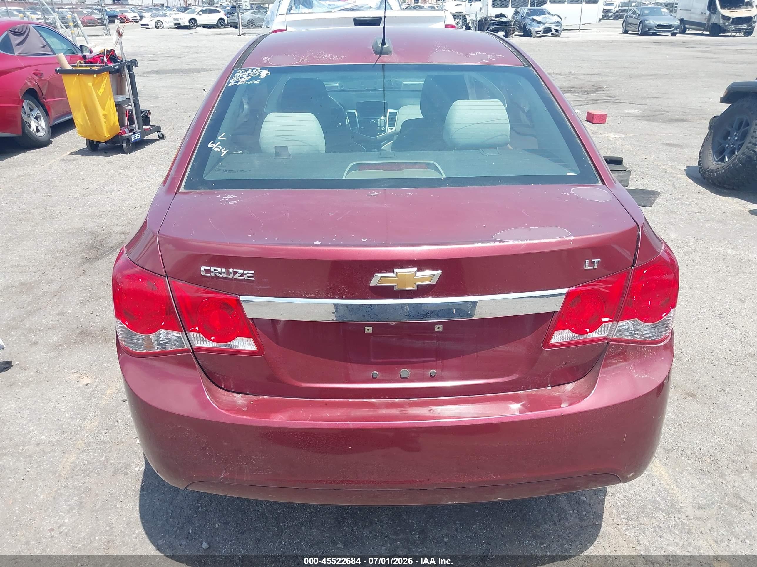 2015 Chevrolet Cruze 1lt Auto Burgundy vin: 1G1PC5SB2F7240306