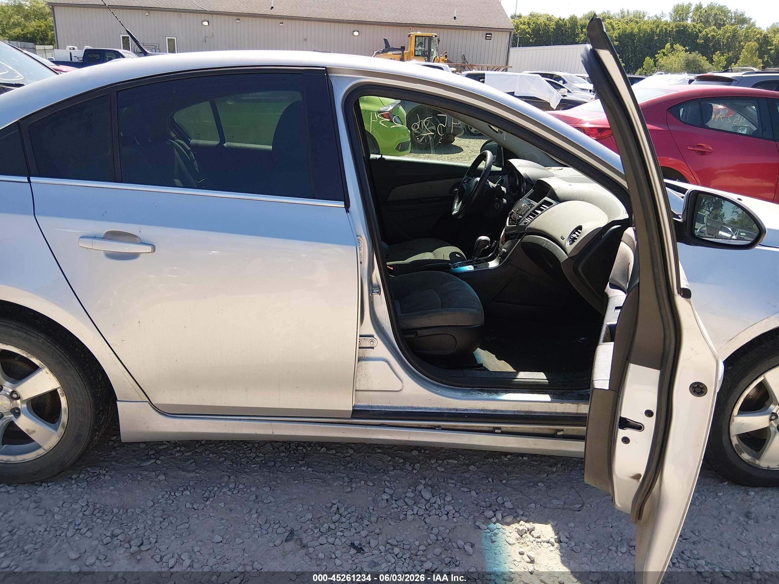 2013 Chevrolet Cruze 1lt Auto Silver vin: 1G1PC5SB3D7128238