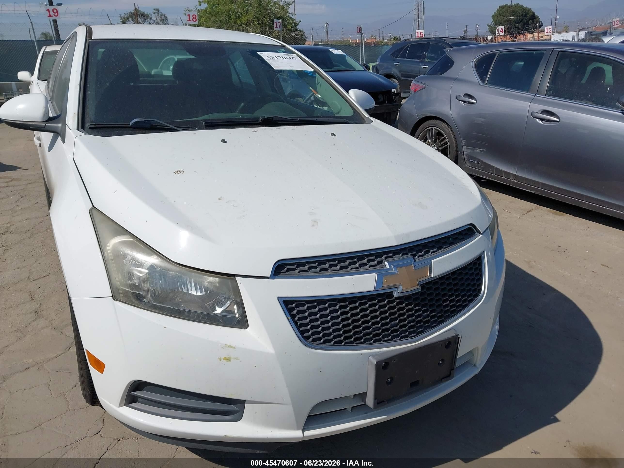 2014 Chevrolet Cruze 1lt Auto White vin: 1G1PC5SB3E7130895