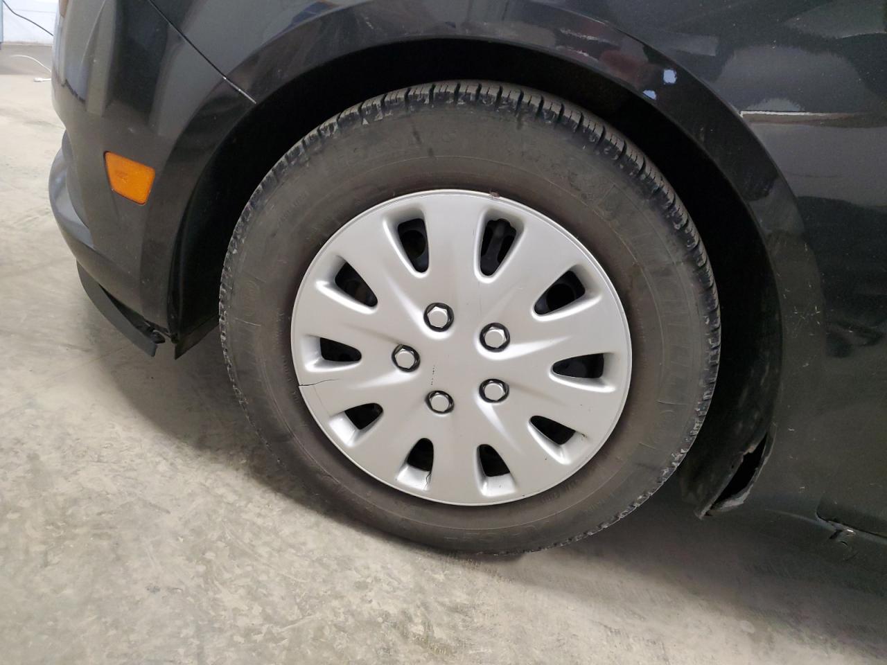2014 Chevrolet Cruze Lt Black vin: 1G1PC5SB3E7209533 Damage: Left Front Wheel Cover, Broken, Replacement Required