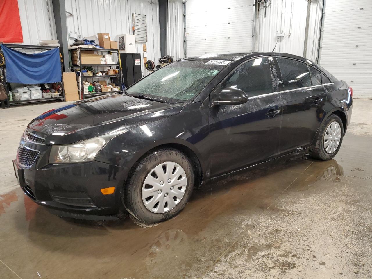 2014 Chevrolet Cruze Lt Black vin: 1G1PC5SB3E7209533 Damage: Left Front Fender, Heavy Scratch, 5 To 6 Inches