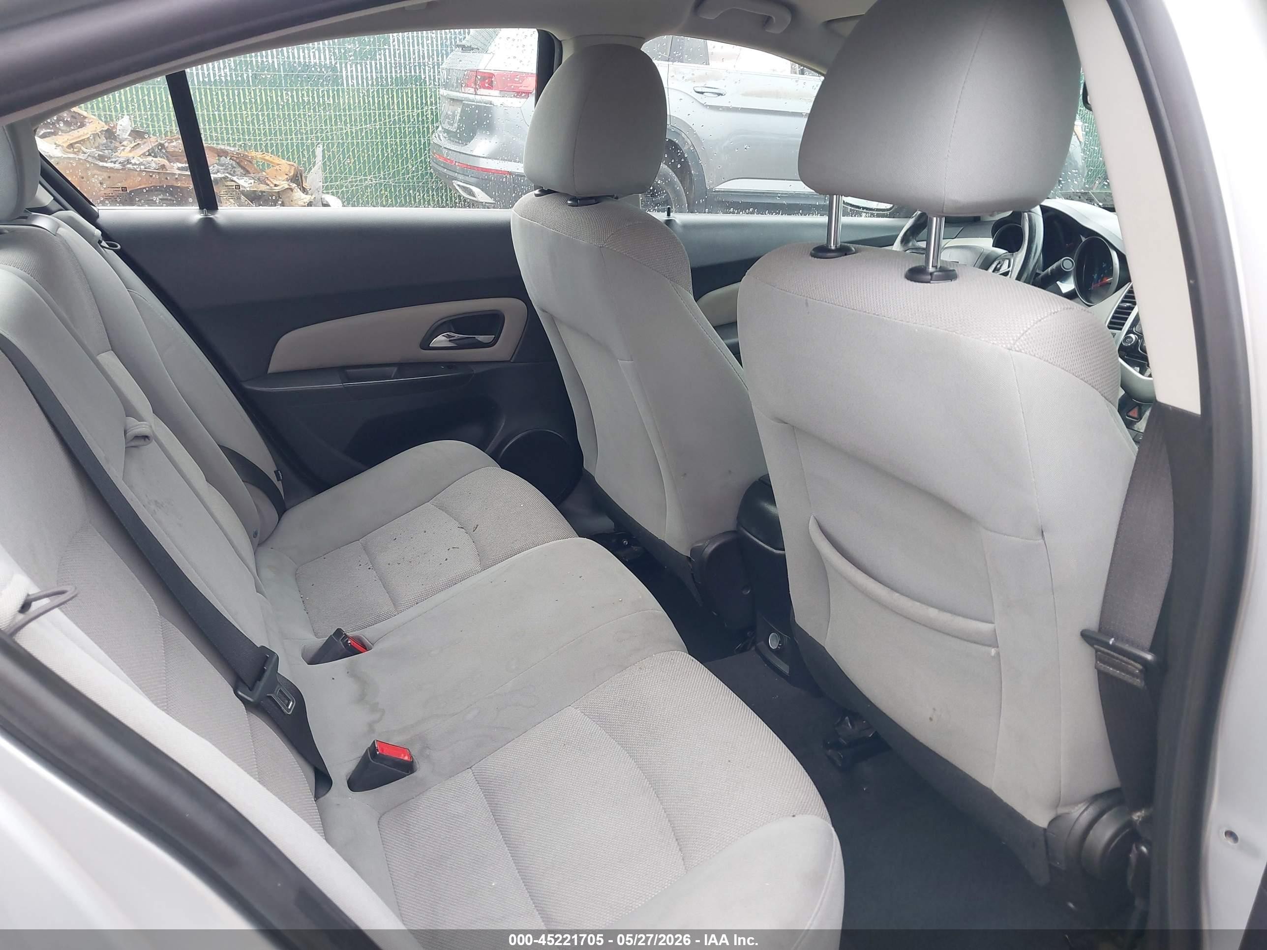 2014 Chevrolet Cruze 1lt Auto Серебряный vin: 1G1PC5SB3E7241284